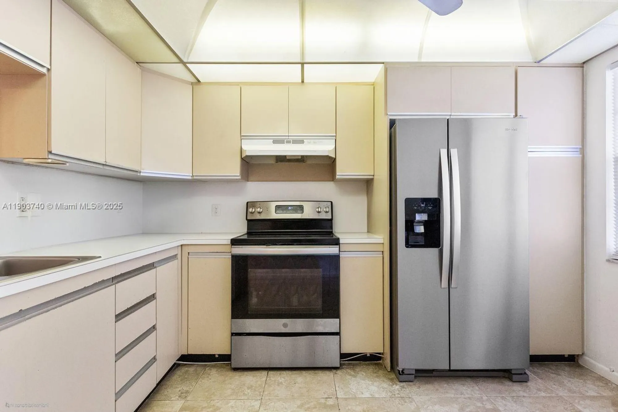 Property Slideshow image 18 of 27 | 2301 lucaya ln n2, Coconut Creek, FL, 33066