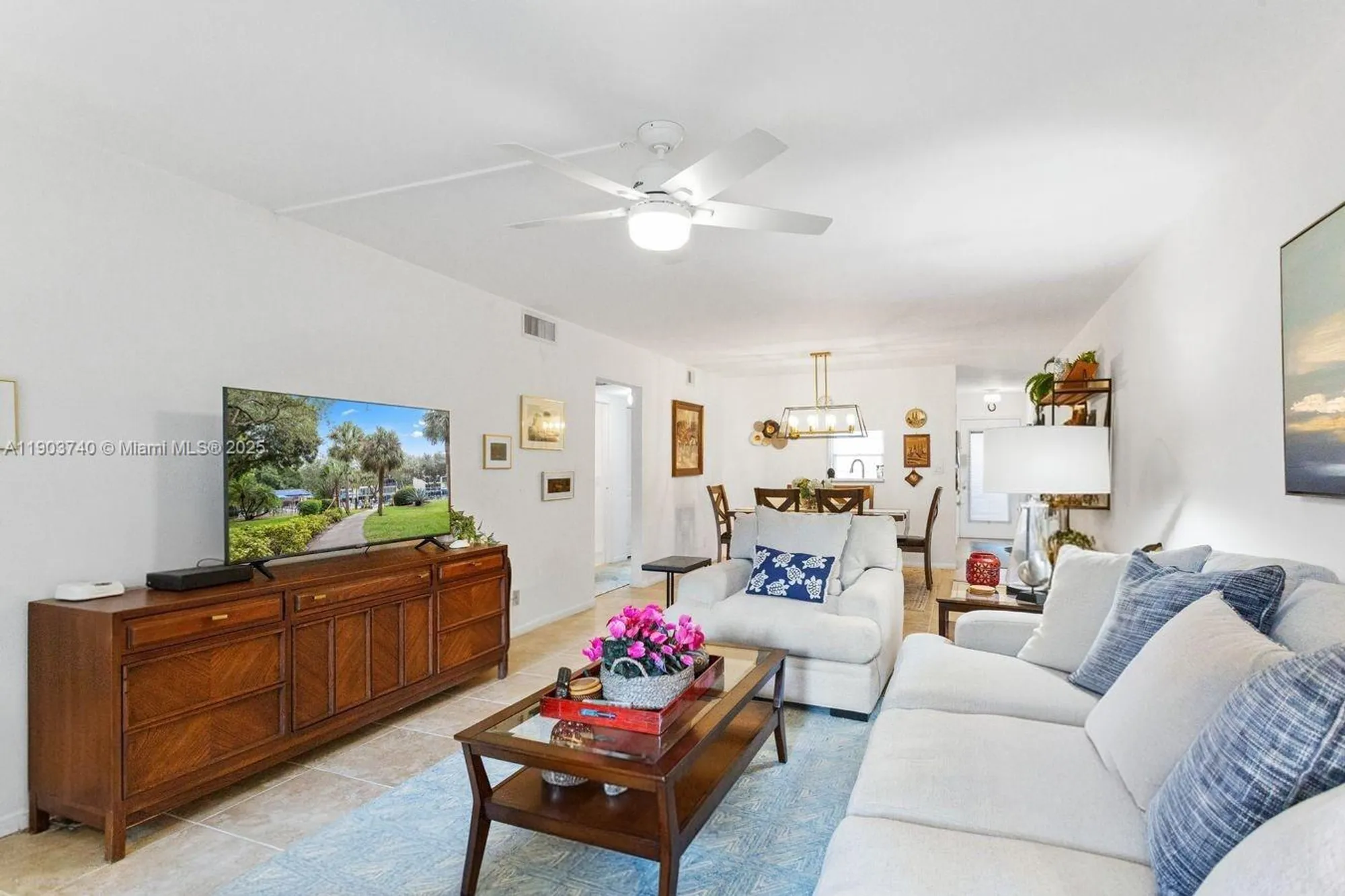 Property Slideshow image 5 of 27 | 2301 lucaya ln n2, Coconut Creek, FL, 33066