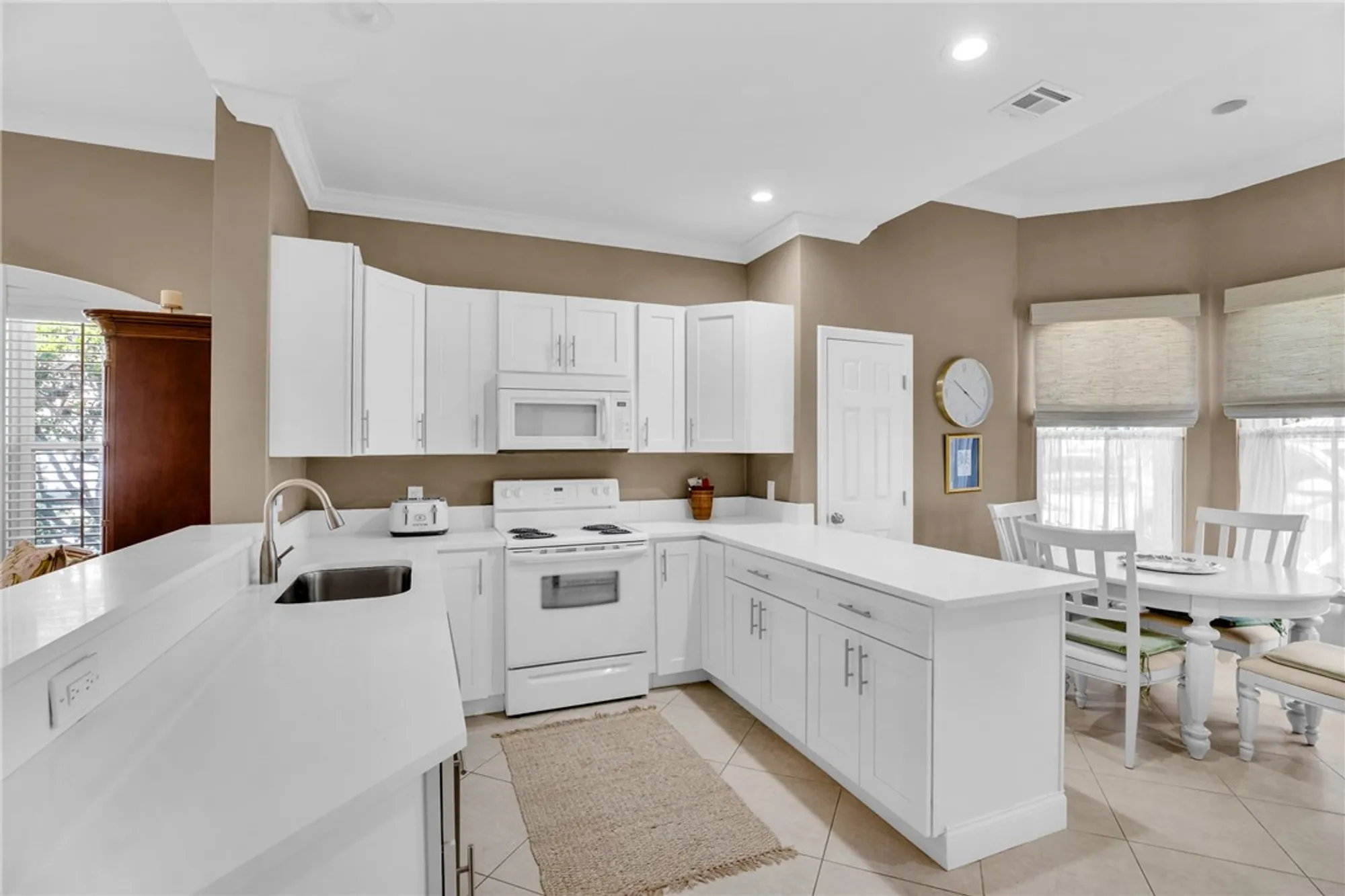 Property Slideshow image 14 of 36 | 5209 w harbor village dr, Vero Beach, FL, 32967