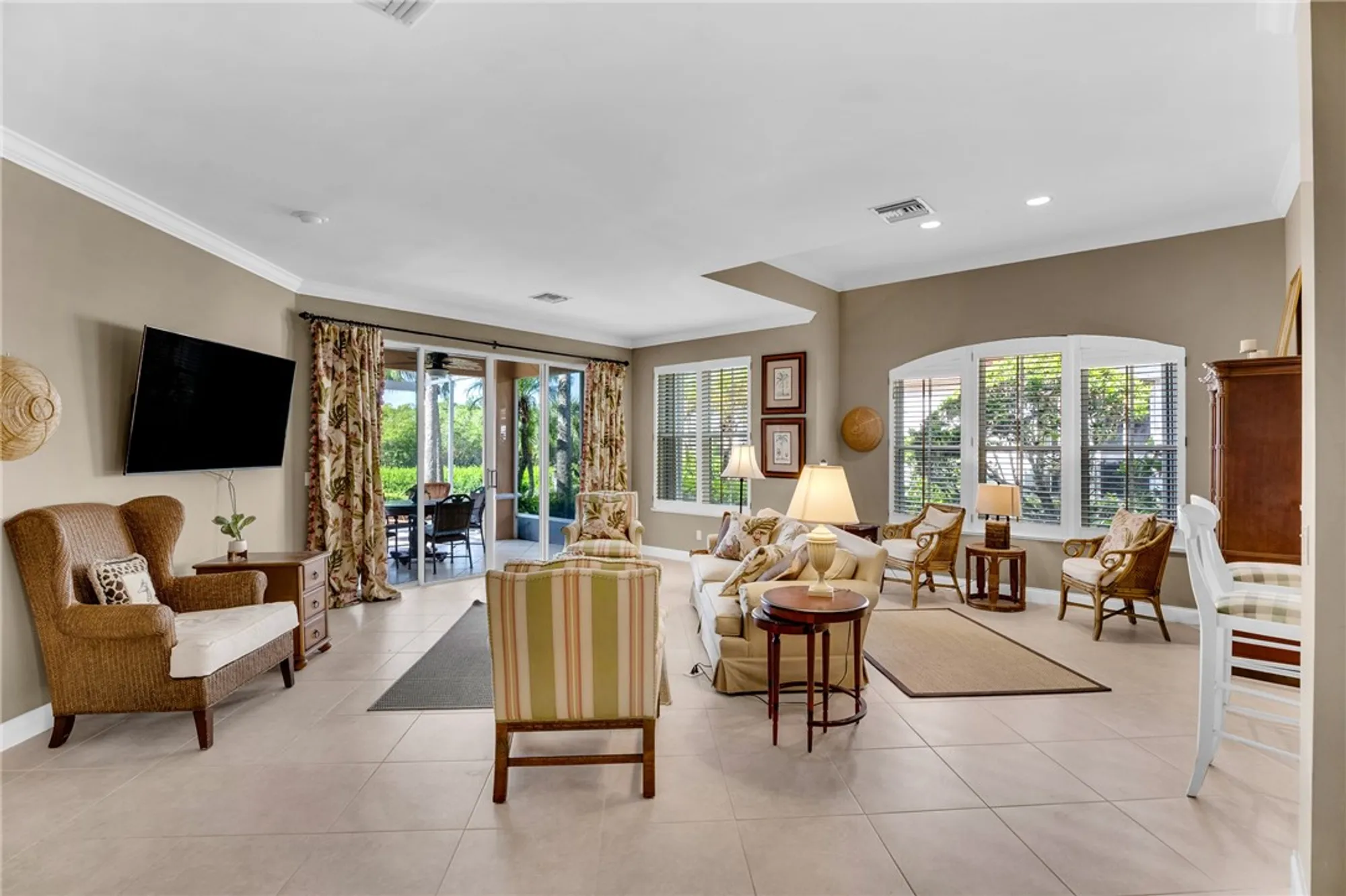 Property Slideshow image 7 of 36 | 5209 w harbor village dr, Vero Beach, FL, 32967