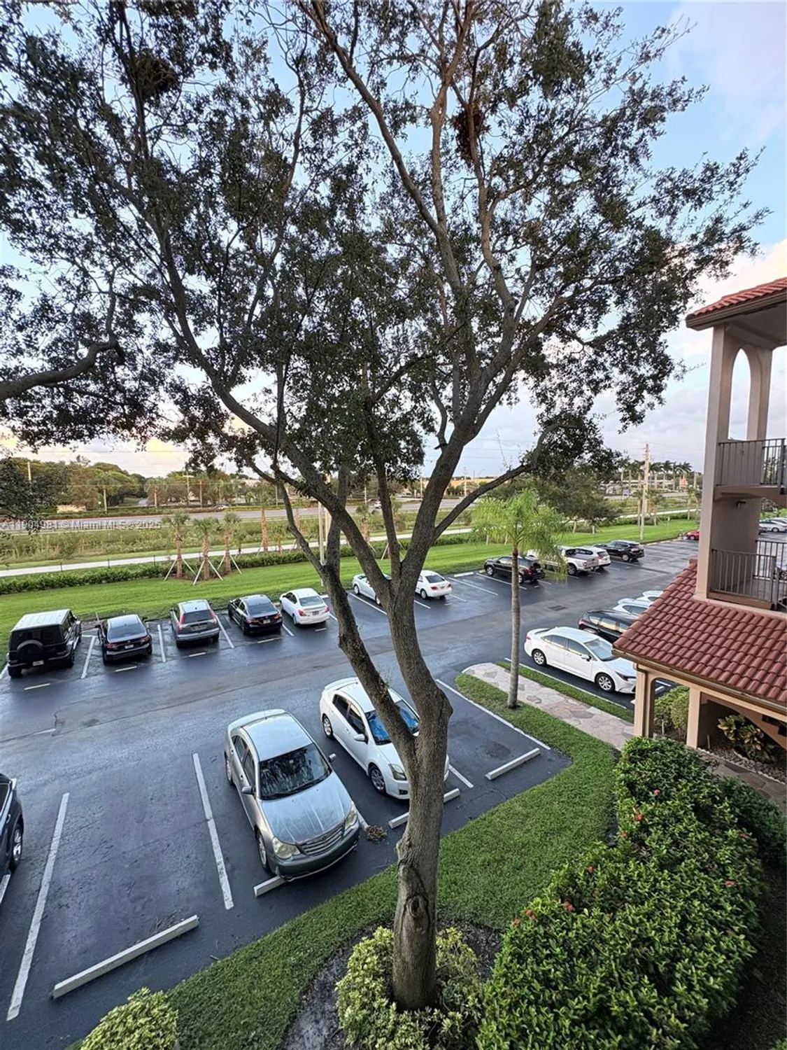 Property Slideshow image 16 of 37 | 1300 sw 124th ter 304p, Pembroke Pines, FL, 33027