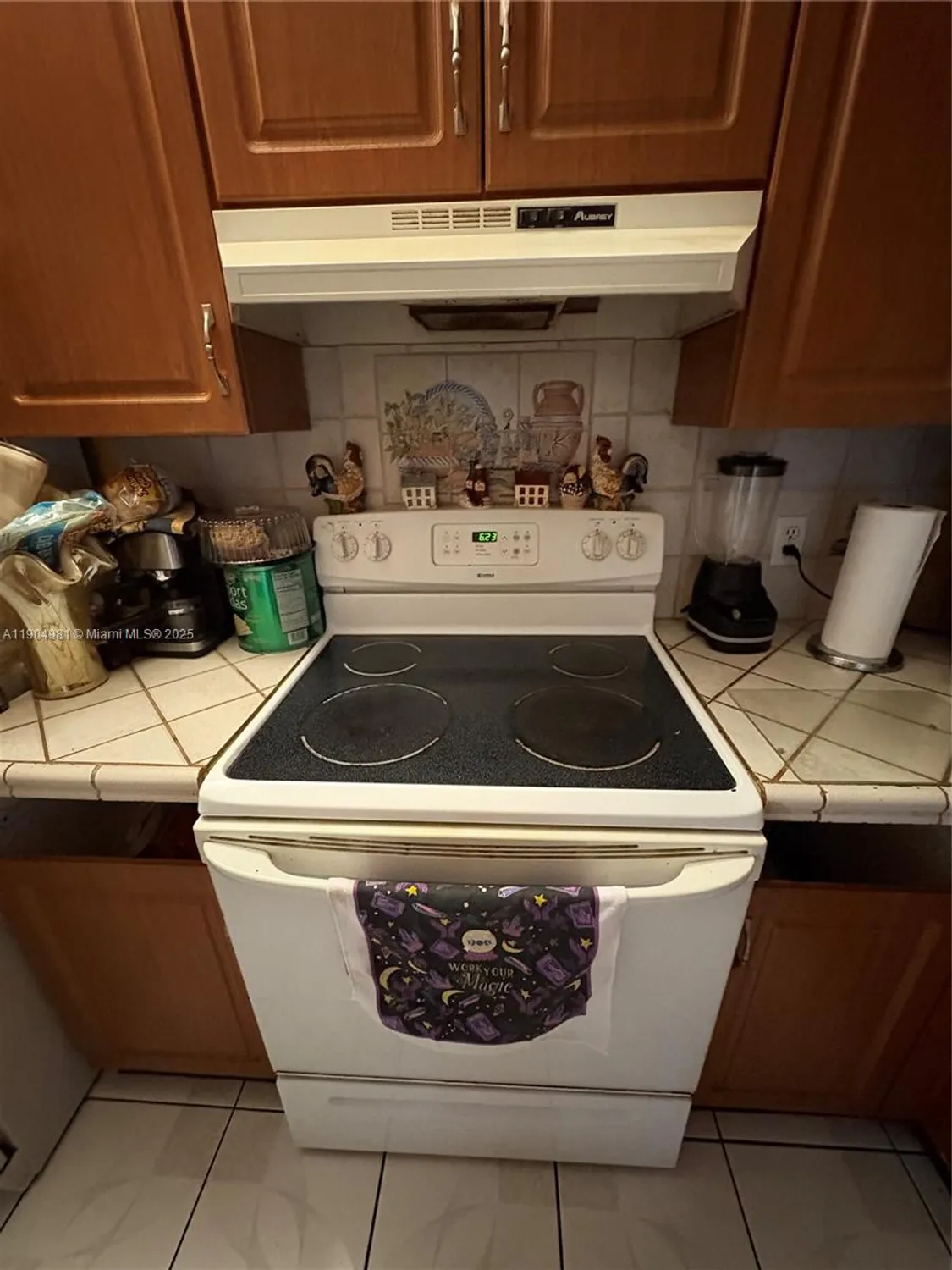 Property Slideshow image 29 of 37 | 1300 sw 124th ter 304p, Pembroke Pines, FL, 33027