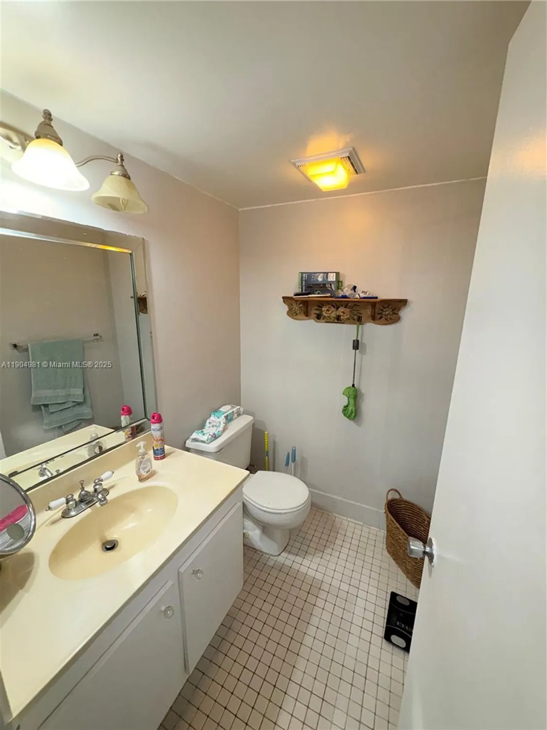 Property Slideshow image 33 of 37 | 1300 sw 124th ter 304p, Pembroke Pines, FL, 33027