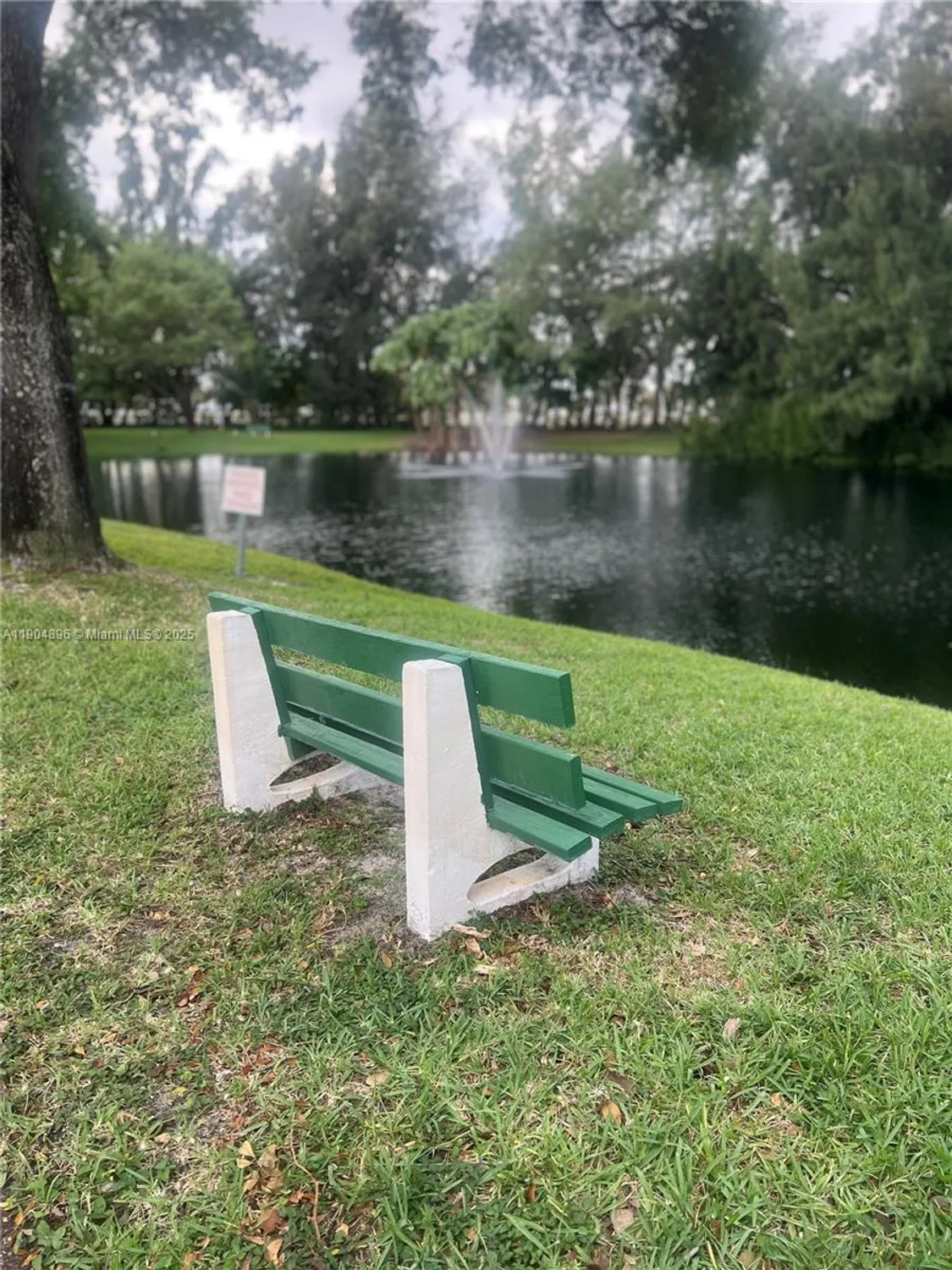 Property Slideshow image 31 of 48 | 2501 w golf blvd apt 128, Pompano Beach, FL, 33064