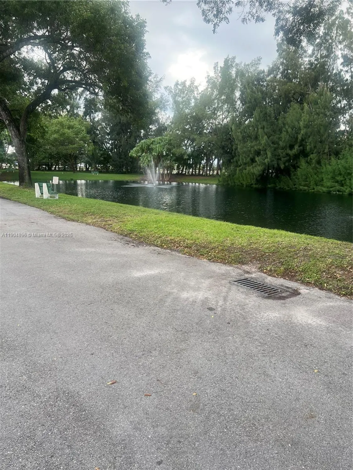 Property Slideshow image 32 of 48 | 2501 w golf blvd apt 128, Pompano Beach, FL, 33064