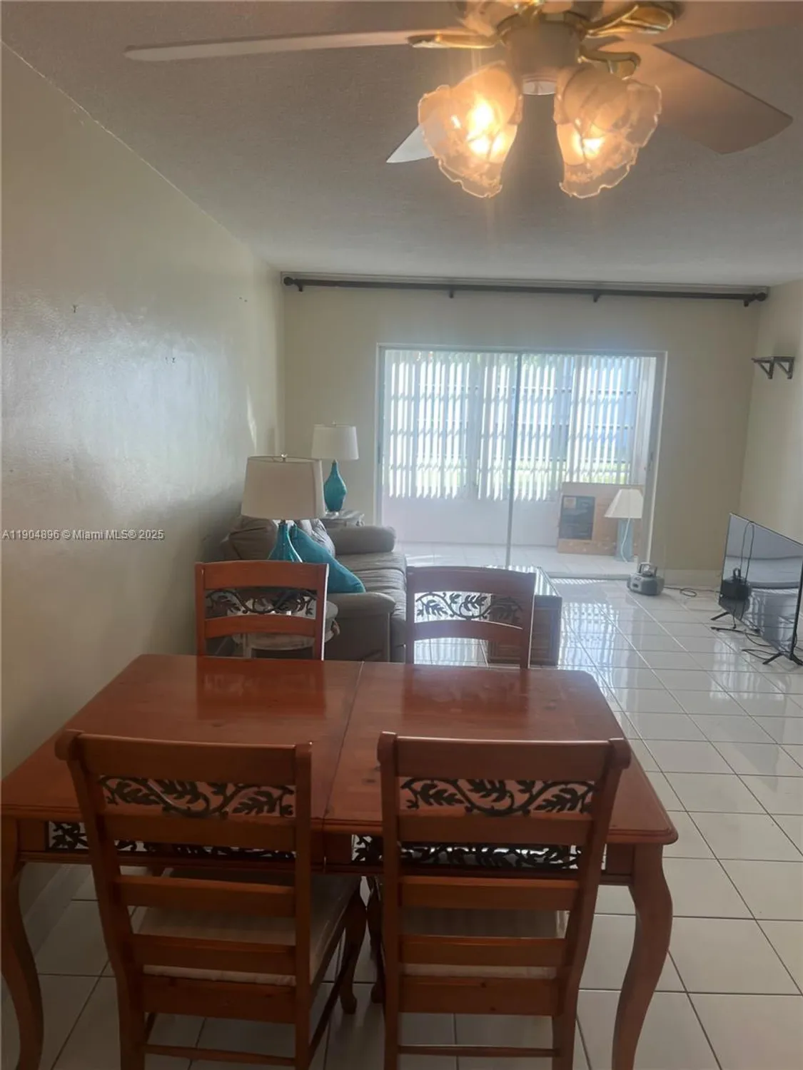 Property Slideshow image 5 of 48 | 2501 w golf blvd apt 128, Pompano Beach, FL, 33064