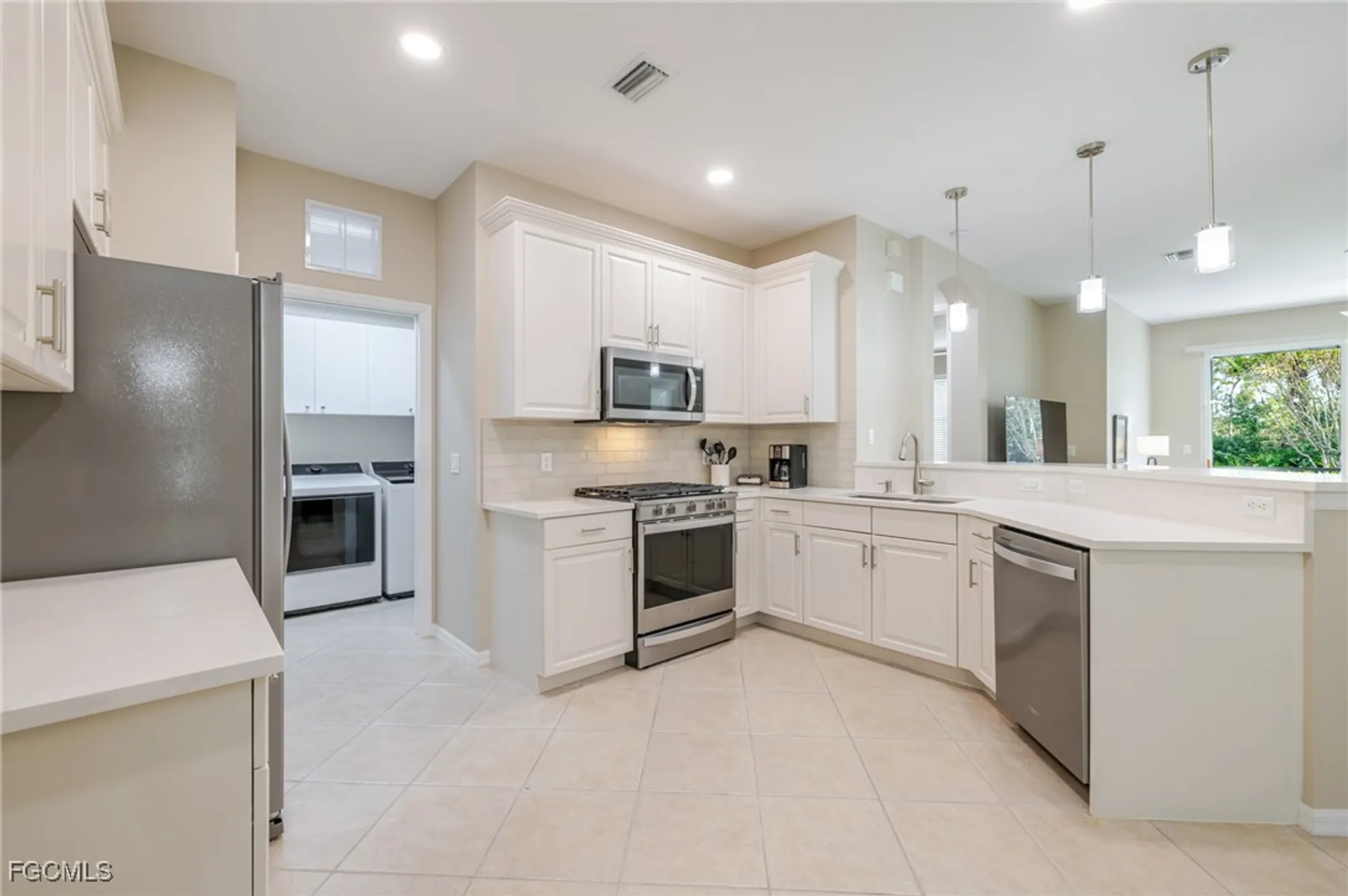 Property Slideshow image 7 of 41 | 9225 aviano dr, Fort Myers, FL, 33913