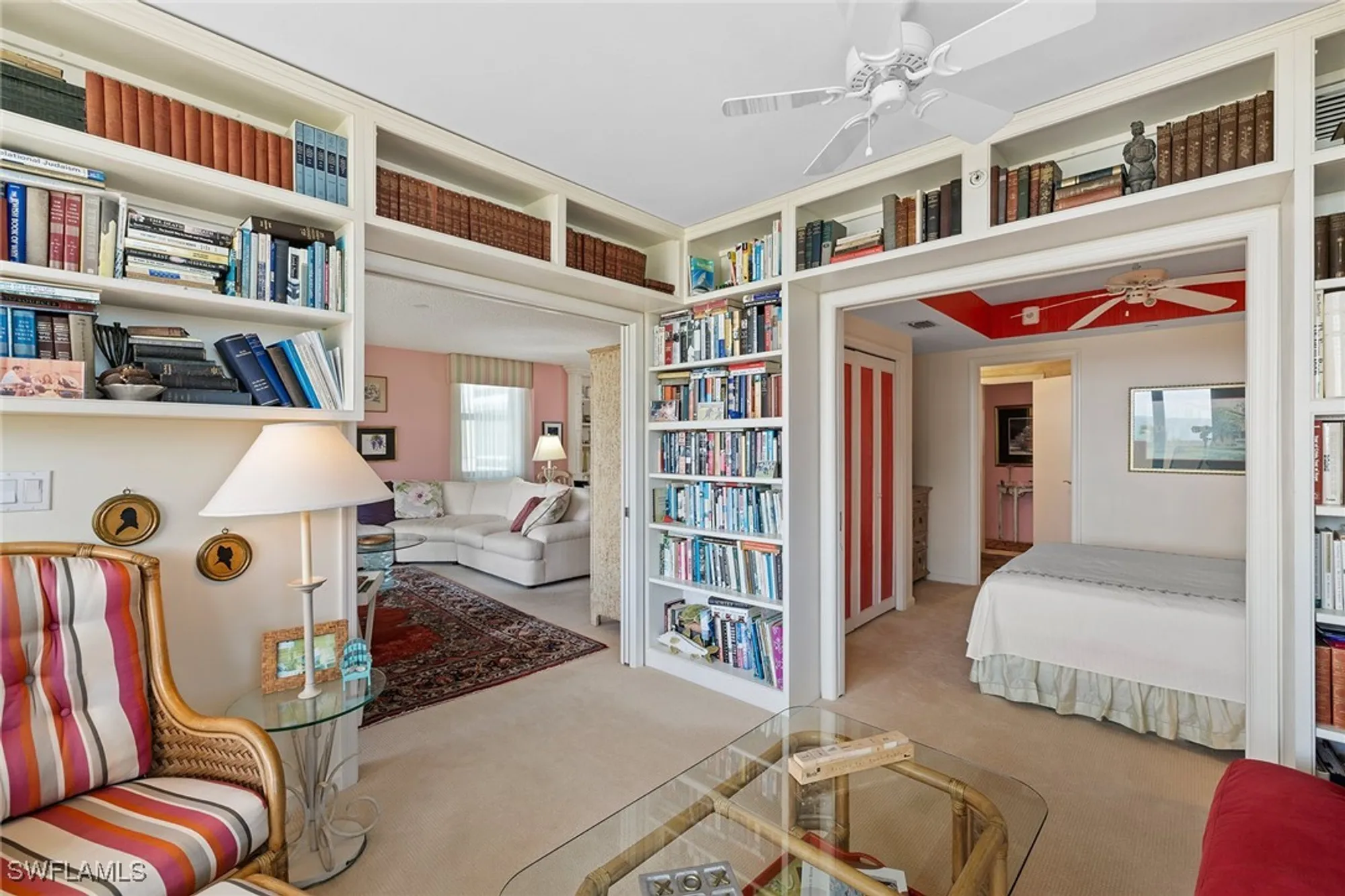 Property Slideshow image 16 of 32 | 3100 gulf shore blvd n apt 403, Naples, FL, 34103