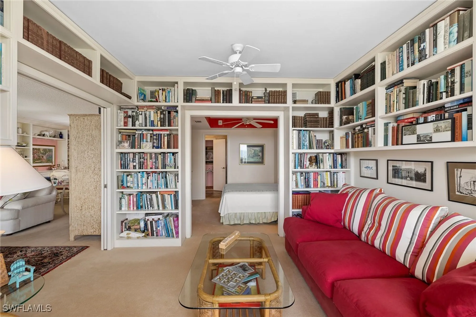 Property Slideshow image 18 of 32 | 3100 gulf shore blvd n apt 403, Naples, FL, 34103