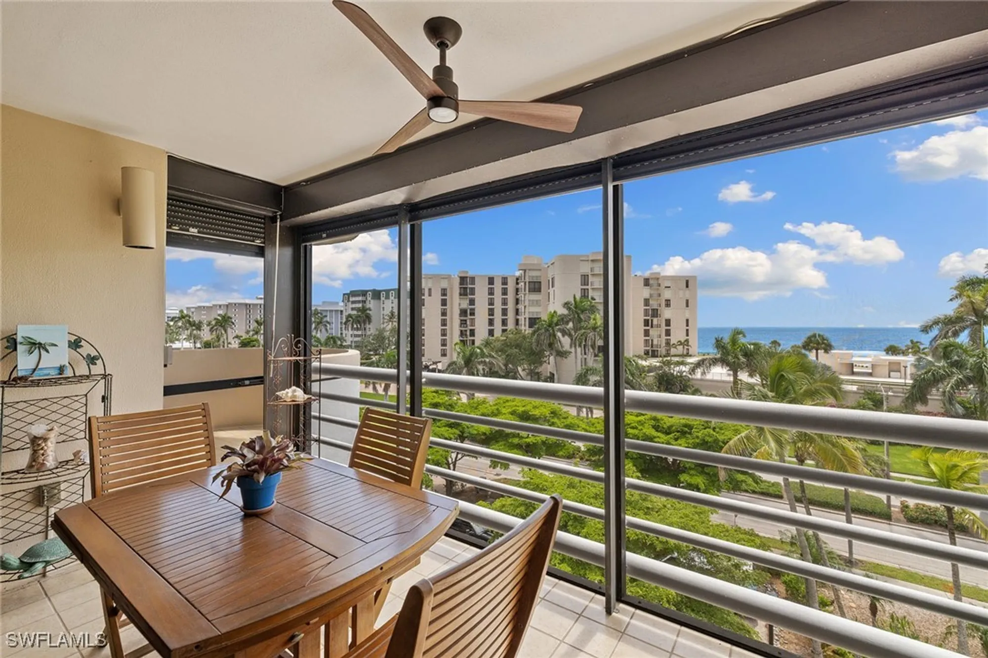 Property Slideshow image 25 of 32 | 3100 gulf shore blvd n apt 403, Naples, FL, 34103