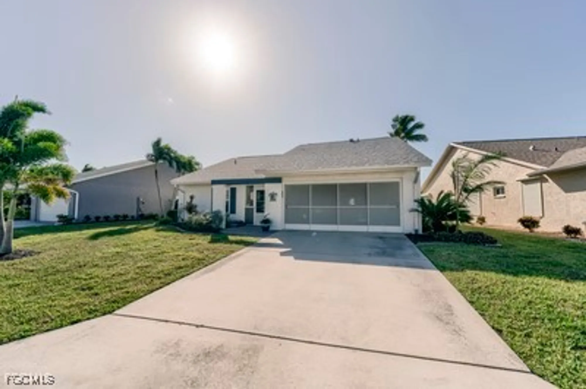 Property Slideshow image 21 of 26 | 11621 spinnaker way # 135, Fort Myers, FL, 33908