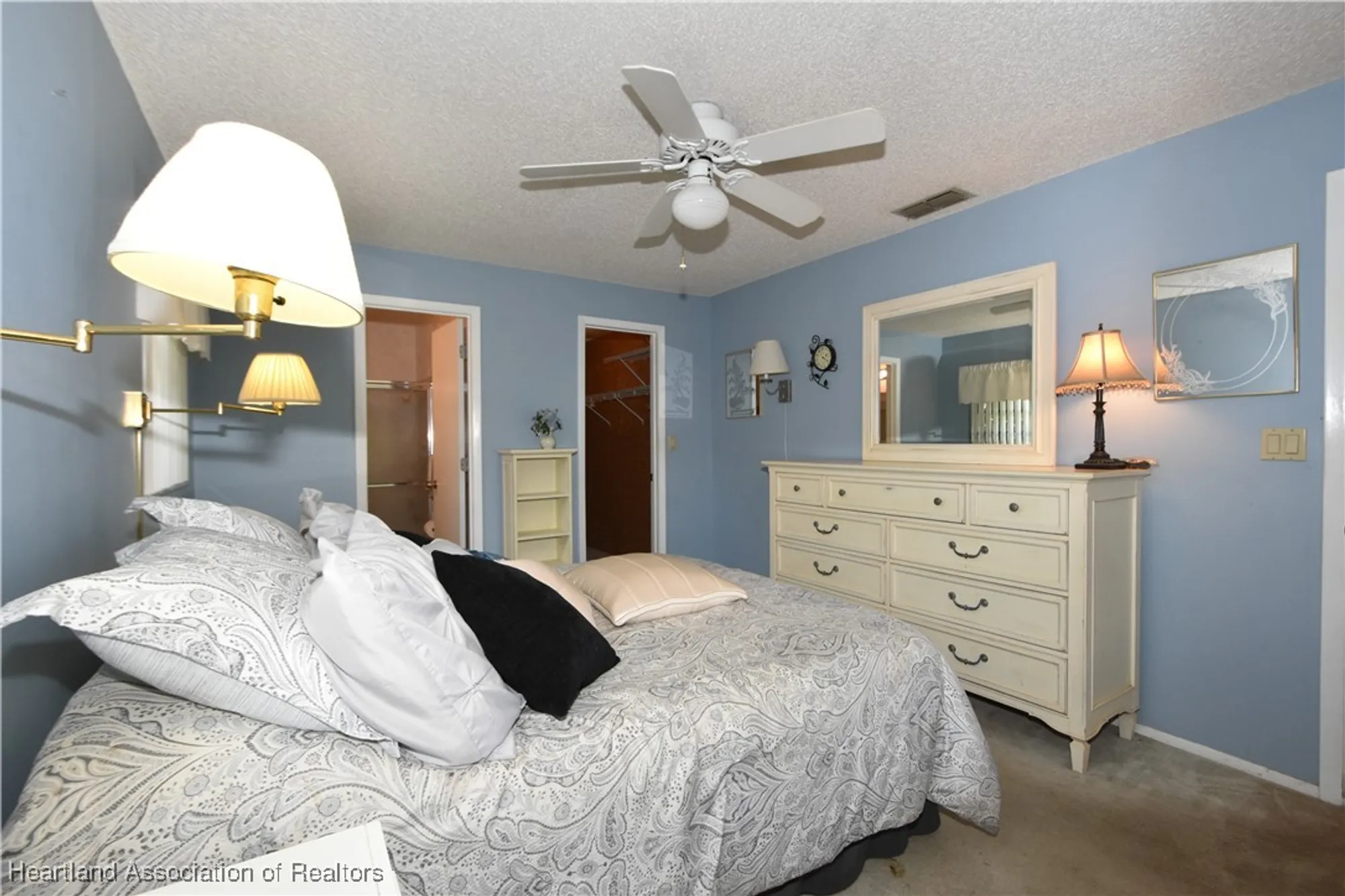 Property Slideshow image 15 of 32 | 3922 sunbird cir, Sebring, FL, 33872