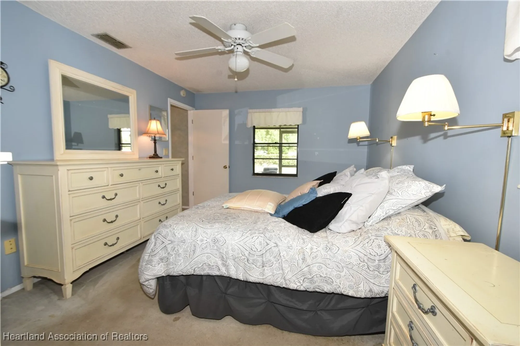 Property Slideshow image 16 of 32 | 3922 sunbird cir, Sebring, FL, 33872