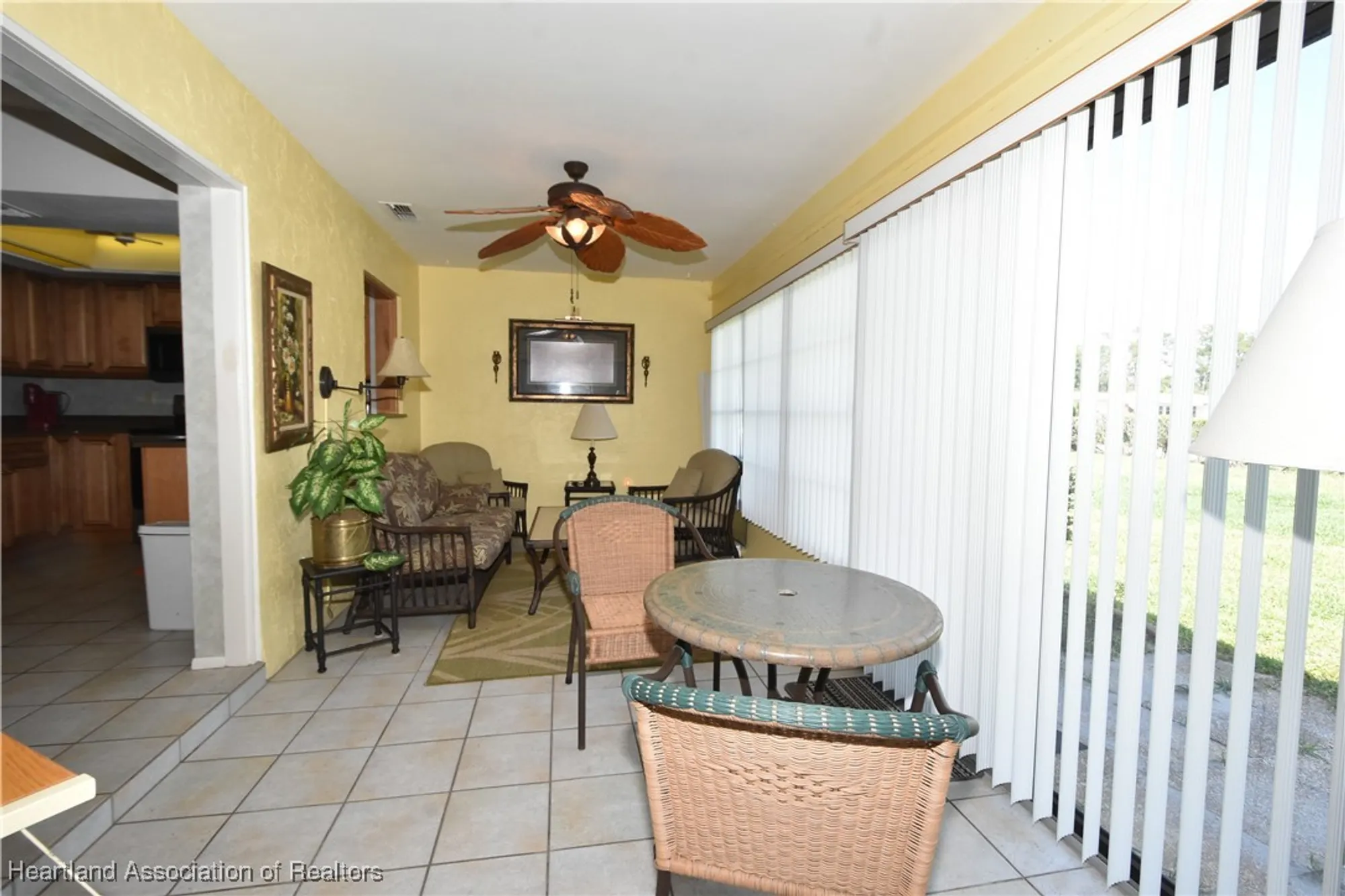 Property Slideshow image 12 of 32 | 3922 sunbird cir, Sebring, FL, 33872