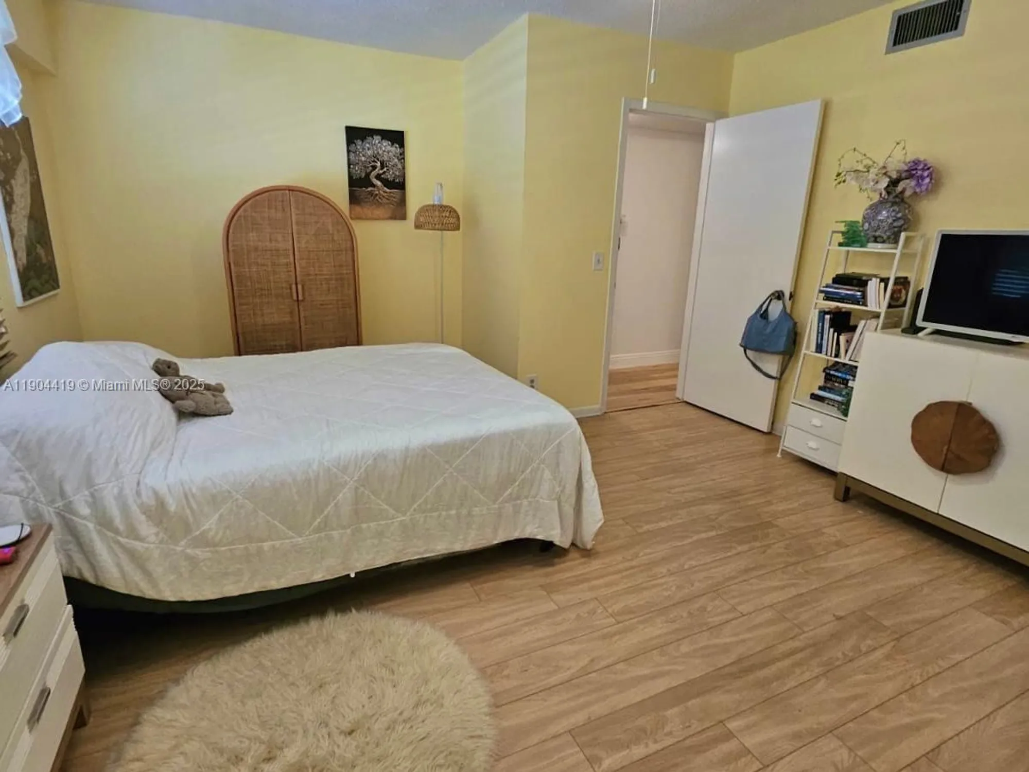 Property Slideshow image 11 of 13 | 246 dorset f # 246, Boca Raton, FL, 33434