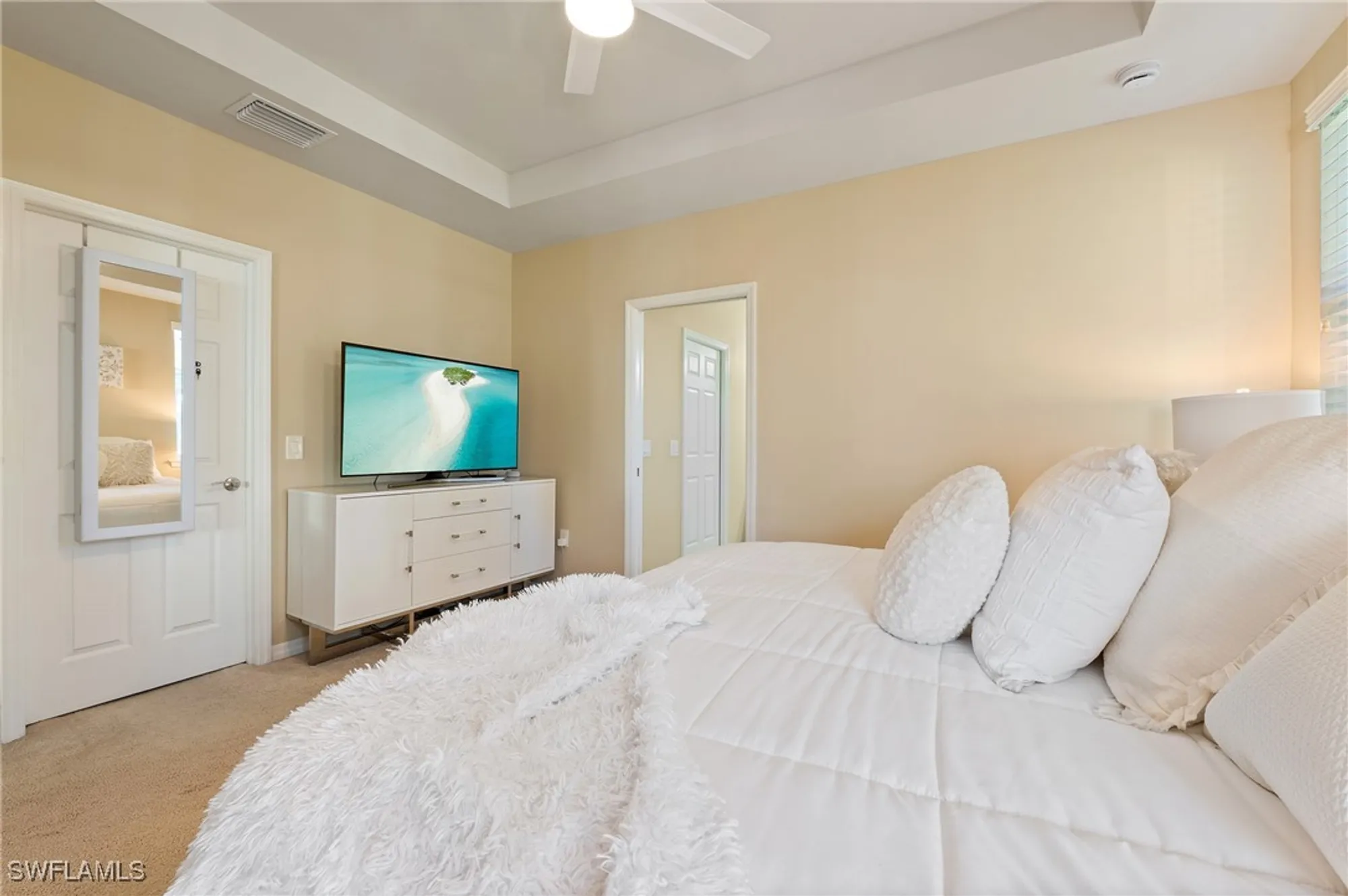 Property Slideshow image 19 of 47 | 28078 pisces ln, Bonita Springs, FL, 34135