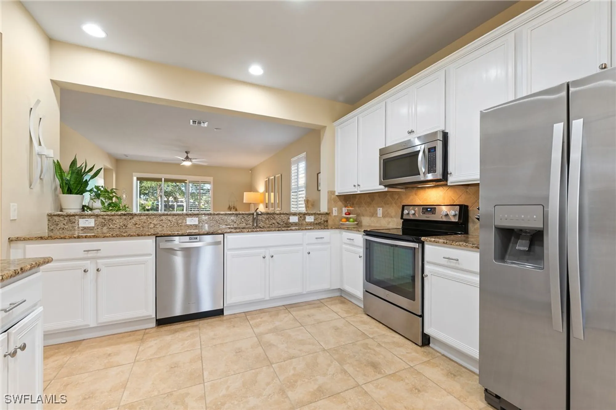 Property Slideshow image 13 of 47 | 28078 pisces ln, Bonita Springs, FL, 34135