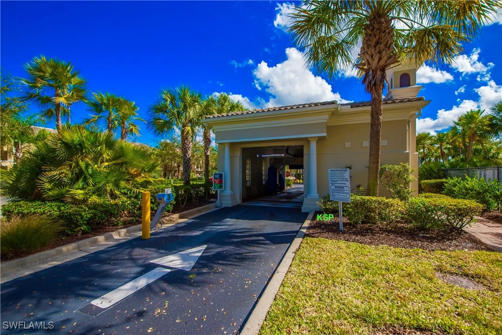 Property Slideshow image 25 of 47 | 28078 pisces ln, Bonita Springs, FL, 34135