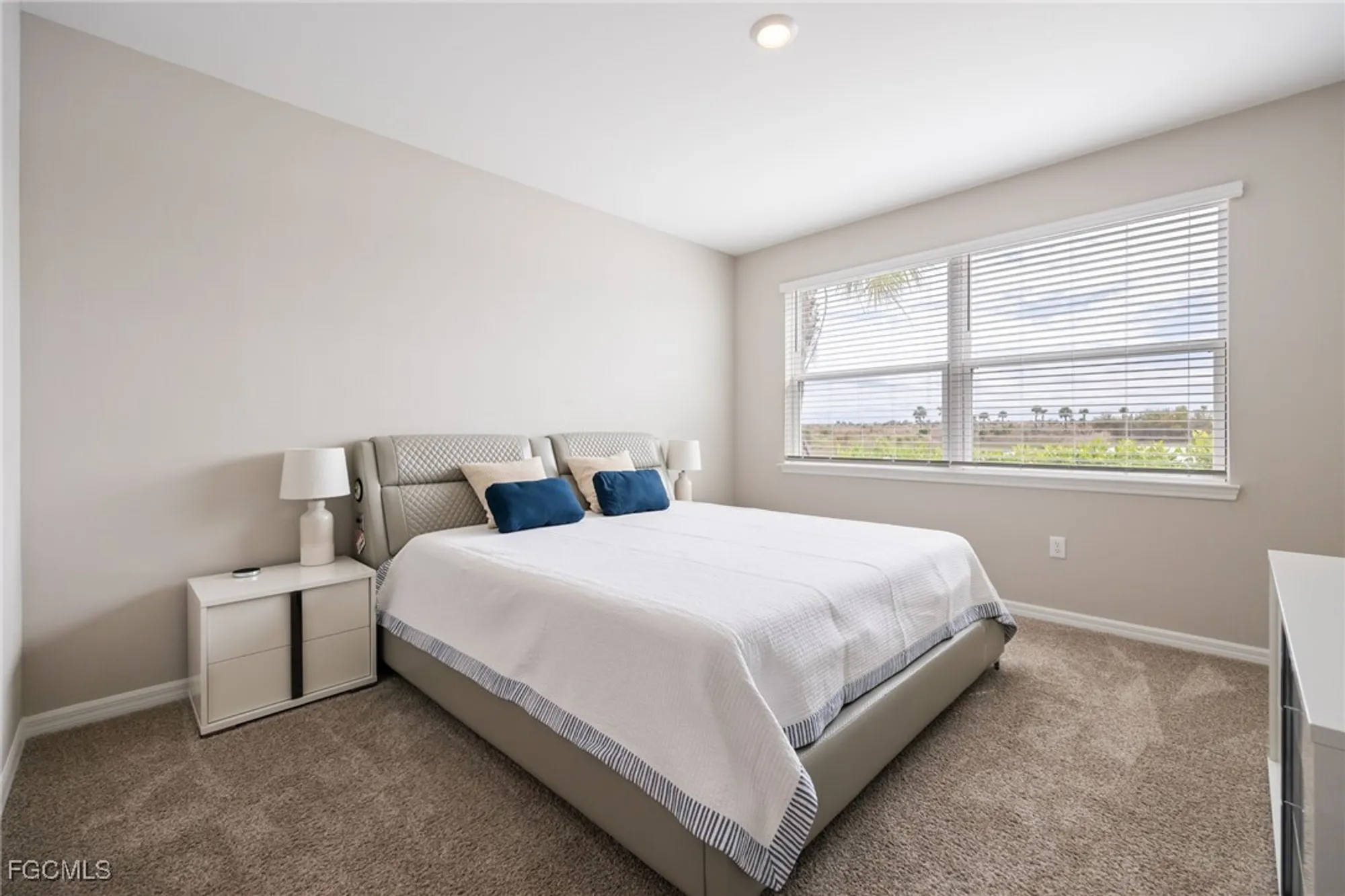 Property Slideshow image 17 of 47 | 11771 venetian lagoon dr, Fort Myers, FL, 33913