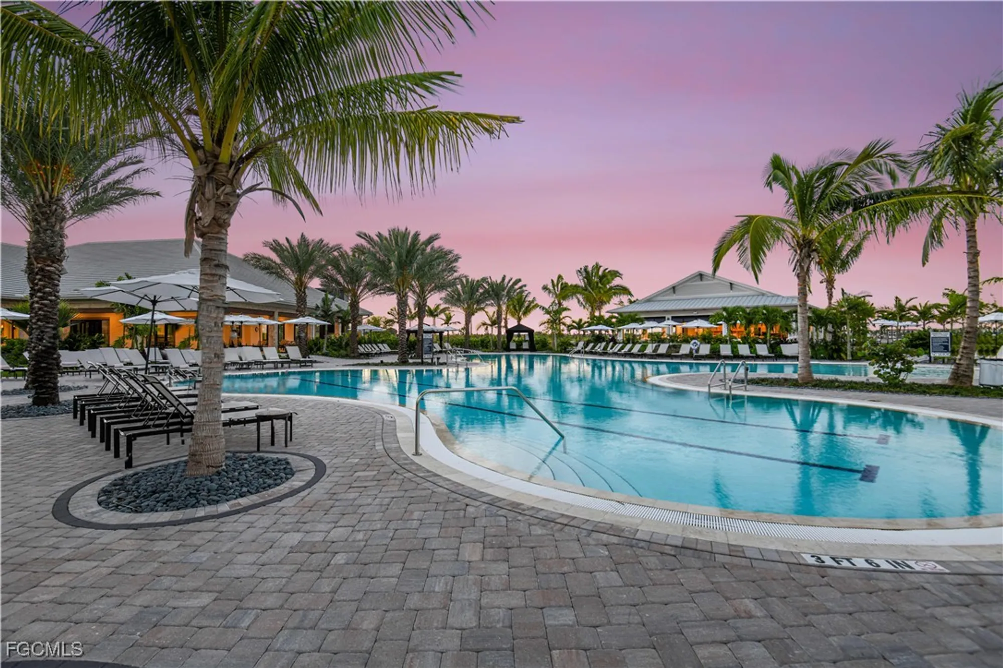 Property Slideshow image 28 of 47 | 11771 venetian lagoon dr, Fort Myers, FL, 33913