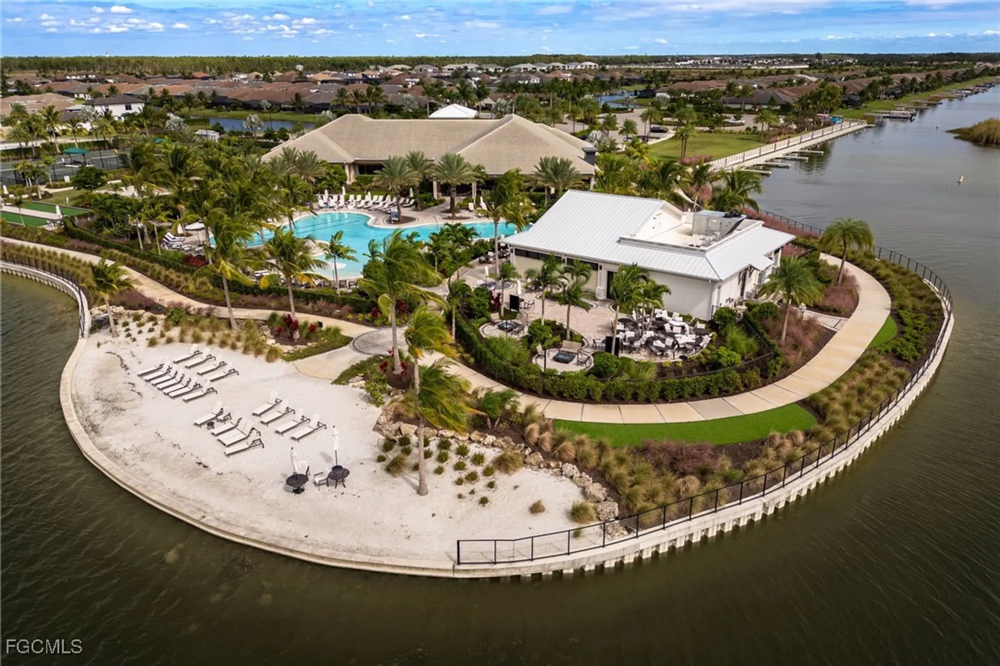 Property Slideshow image 40 of 47 | 11771 venetian lagoon dr, Fort Myers, FL, 33913