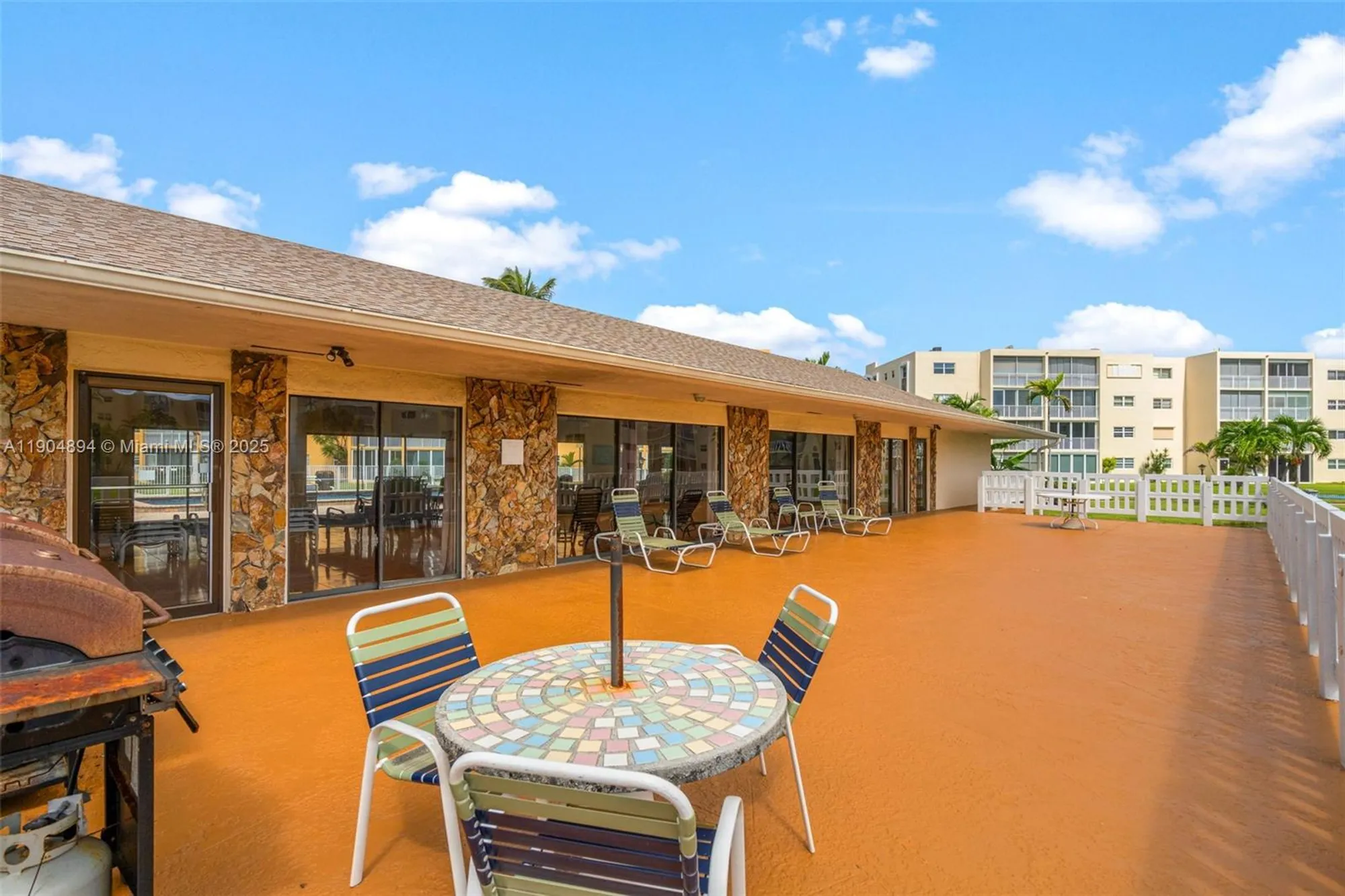Property Slideshow image 19 of 20 | 1024 se 3rd ave 301, Dania Beach, FL, 33004