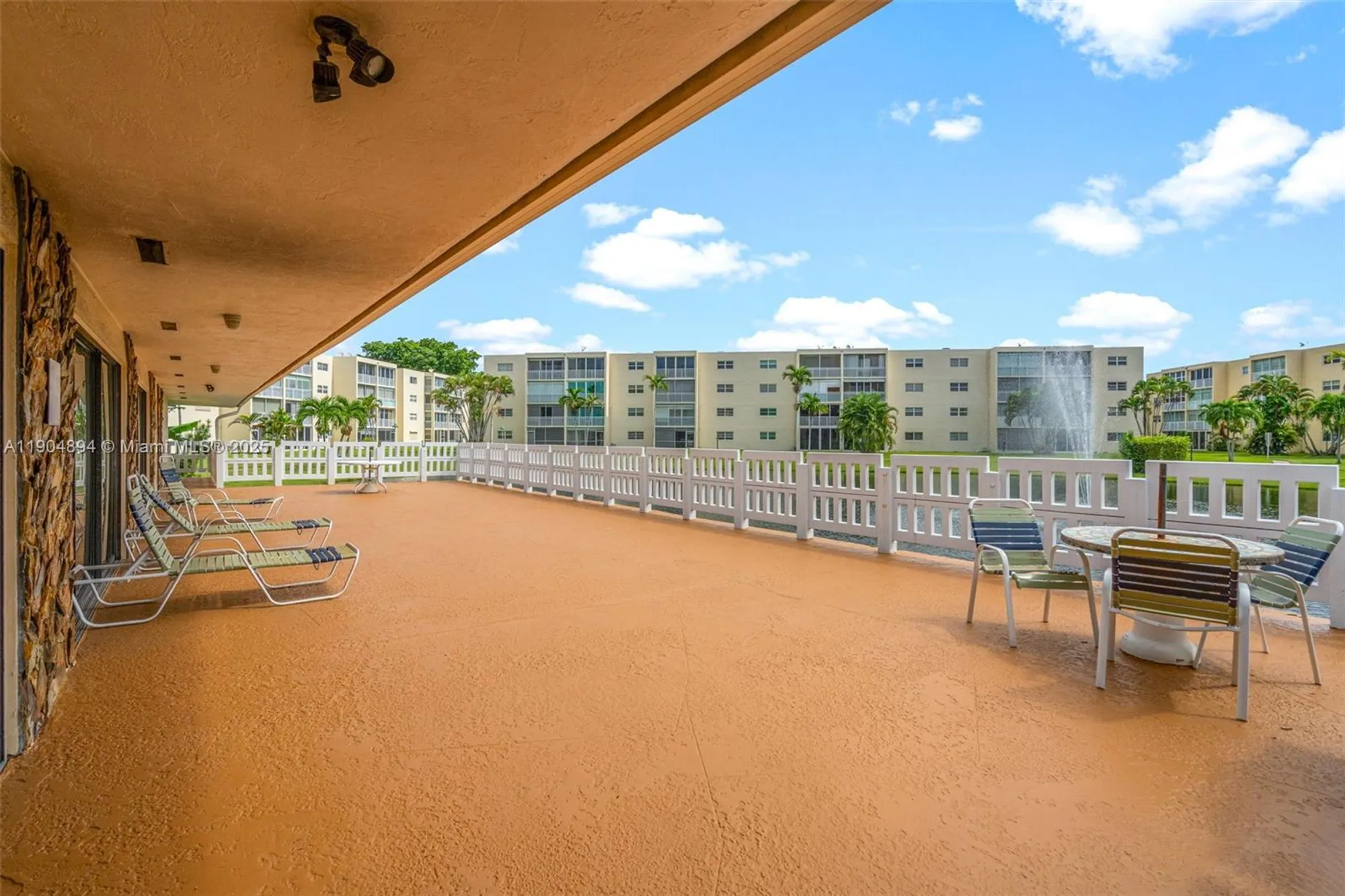 Property Slideshow image 20 of 20 | 1024 se 3rd ave 301, Dania Beach, FL, 33004