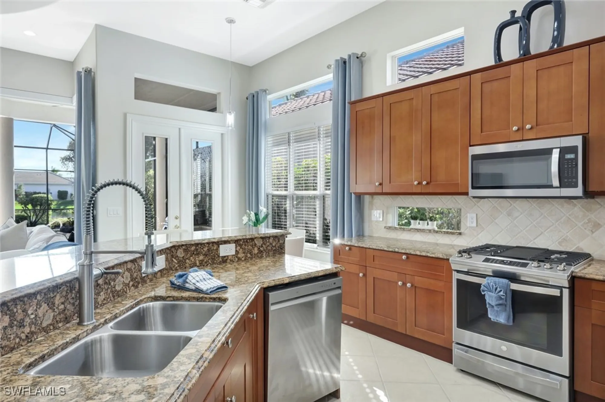 Property Slideshow image 18 of 45 | 8980 cherry oaks trl, Naples, FL, 34114