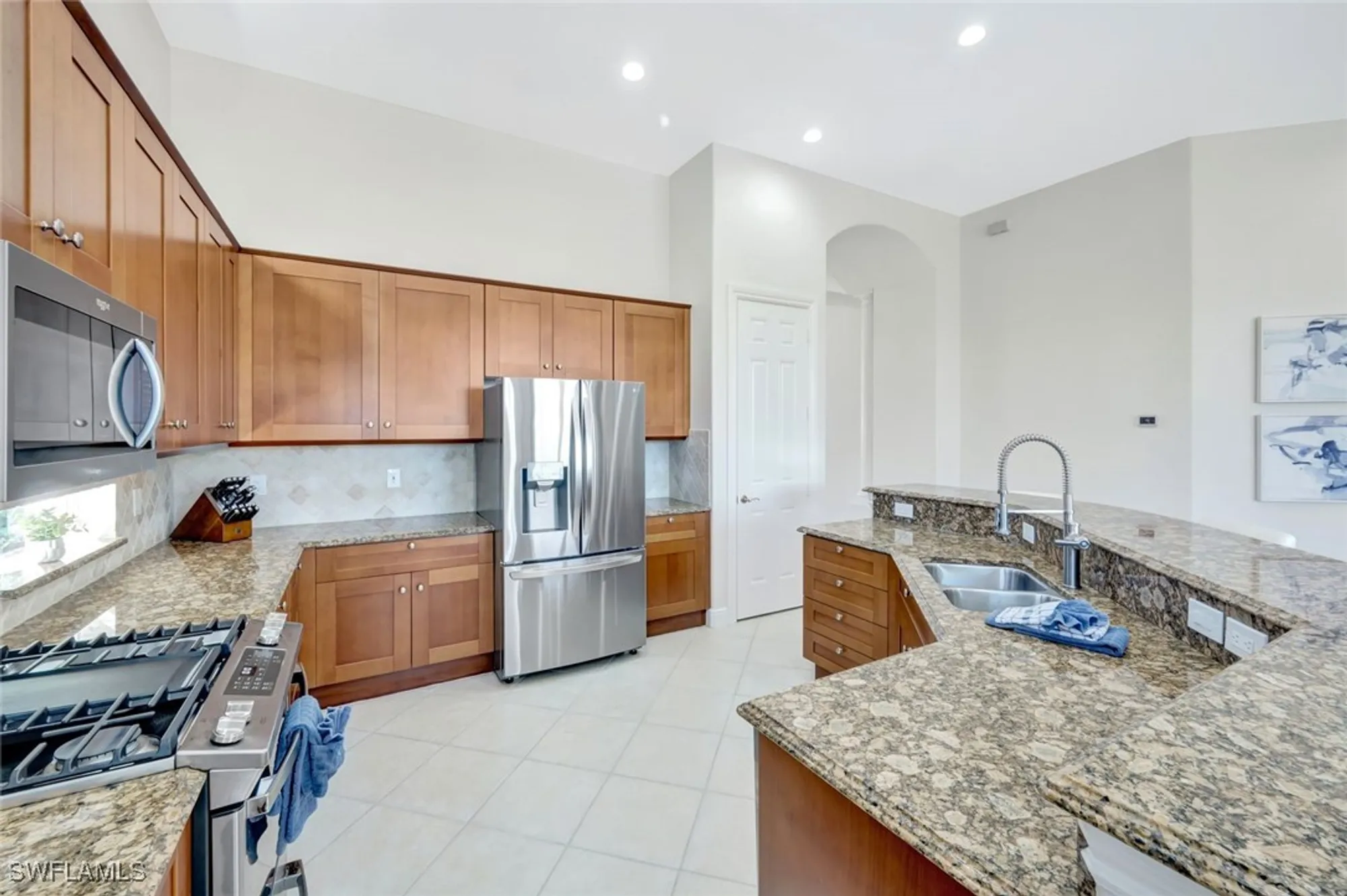 Property Slideshow image 12 of 45 | 8980 cherry oaks trl, Naples, FL, 34114