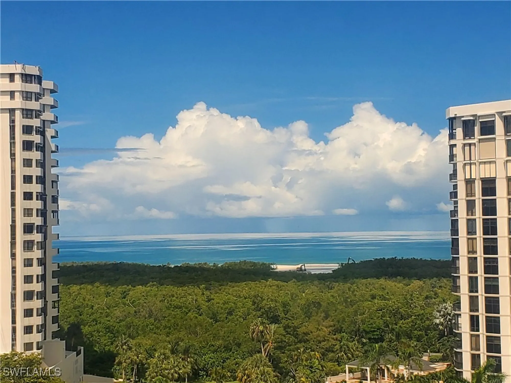 Property Slideshow image 25 of 31 | 6000 pelican bay blvd 904, Naples, FL, 34108