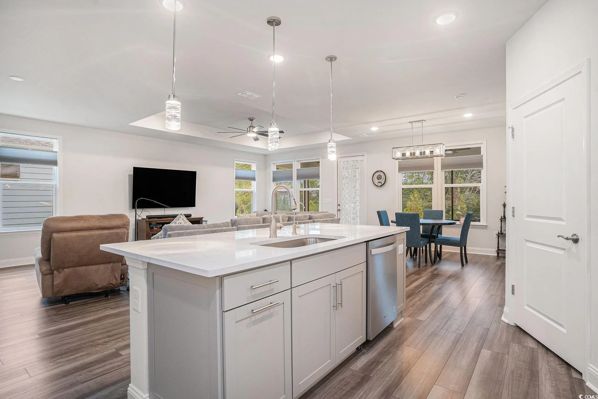 Property Slideshow image 11 of 38 | 1609 littleleaf loop, North Myrtle Beach, SC, 29582