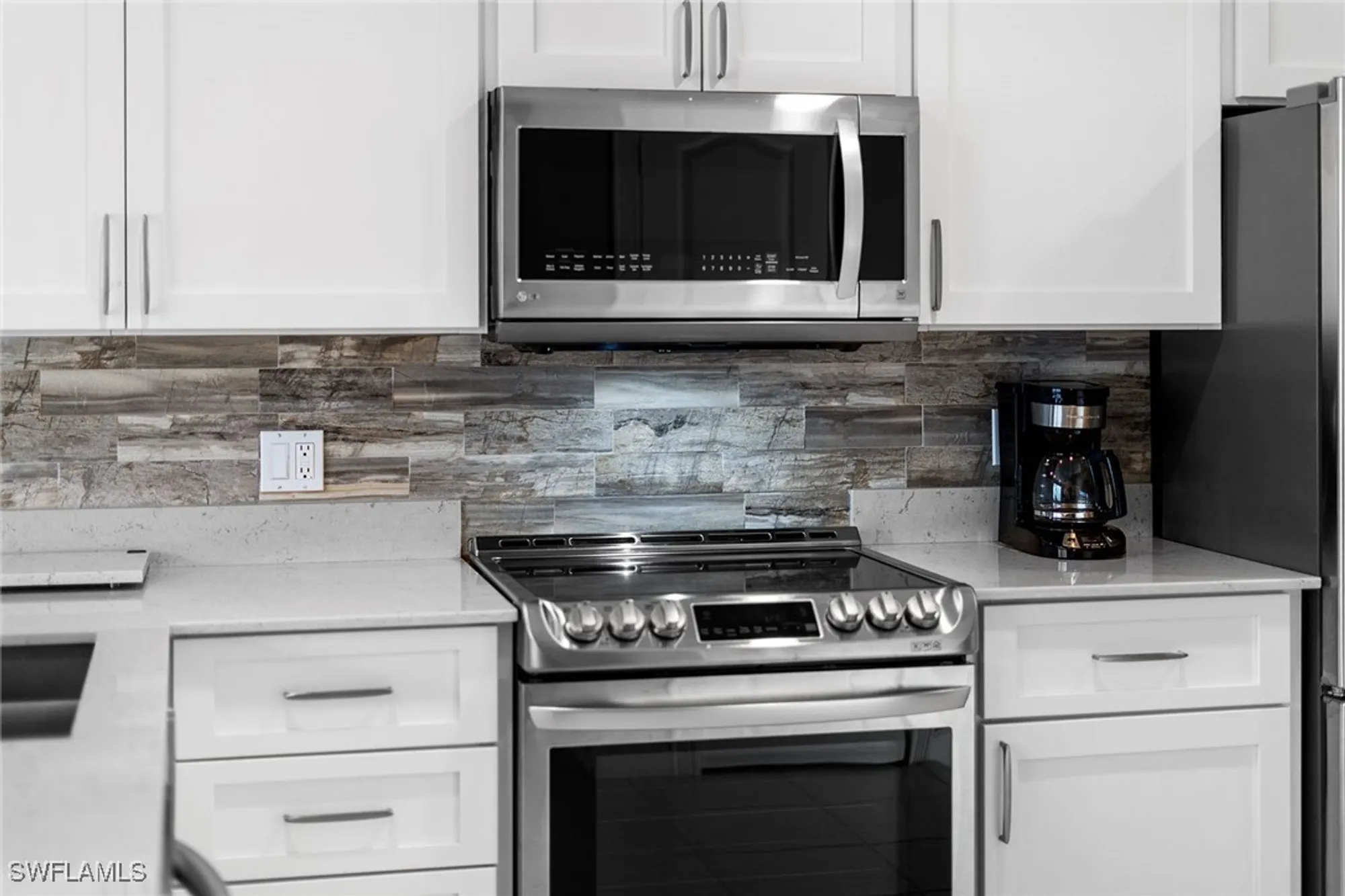 Property Slideshow image 14 of 45 | 3540 islandwalk cir, Naples, FL, 34119