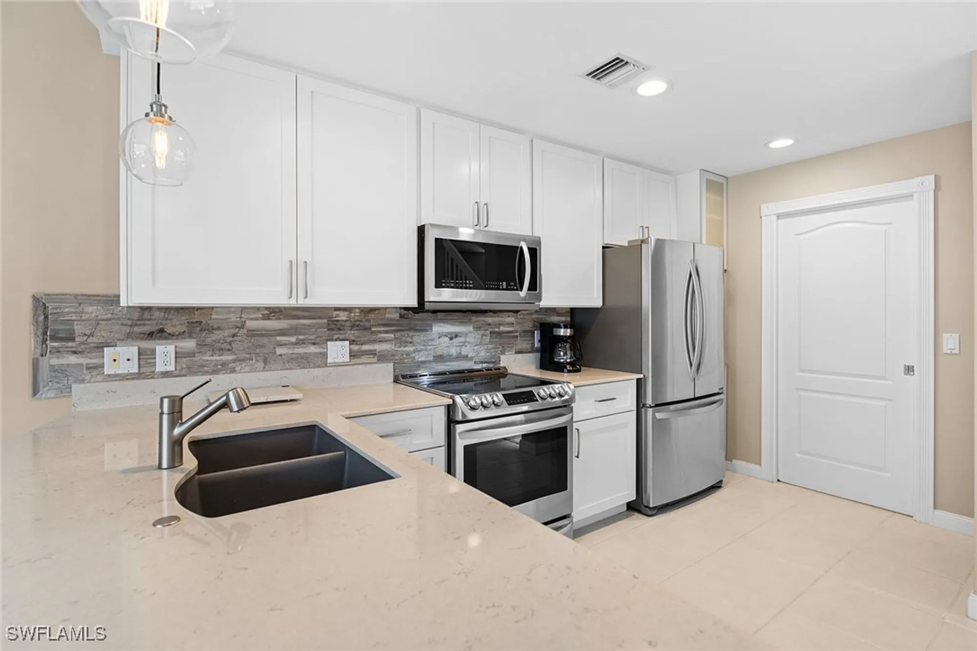 Property Slideshow image 15 of 45 | 3540 islandwalk cir, Naples, FL, 34119