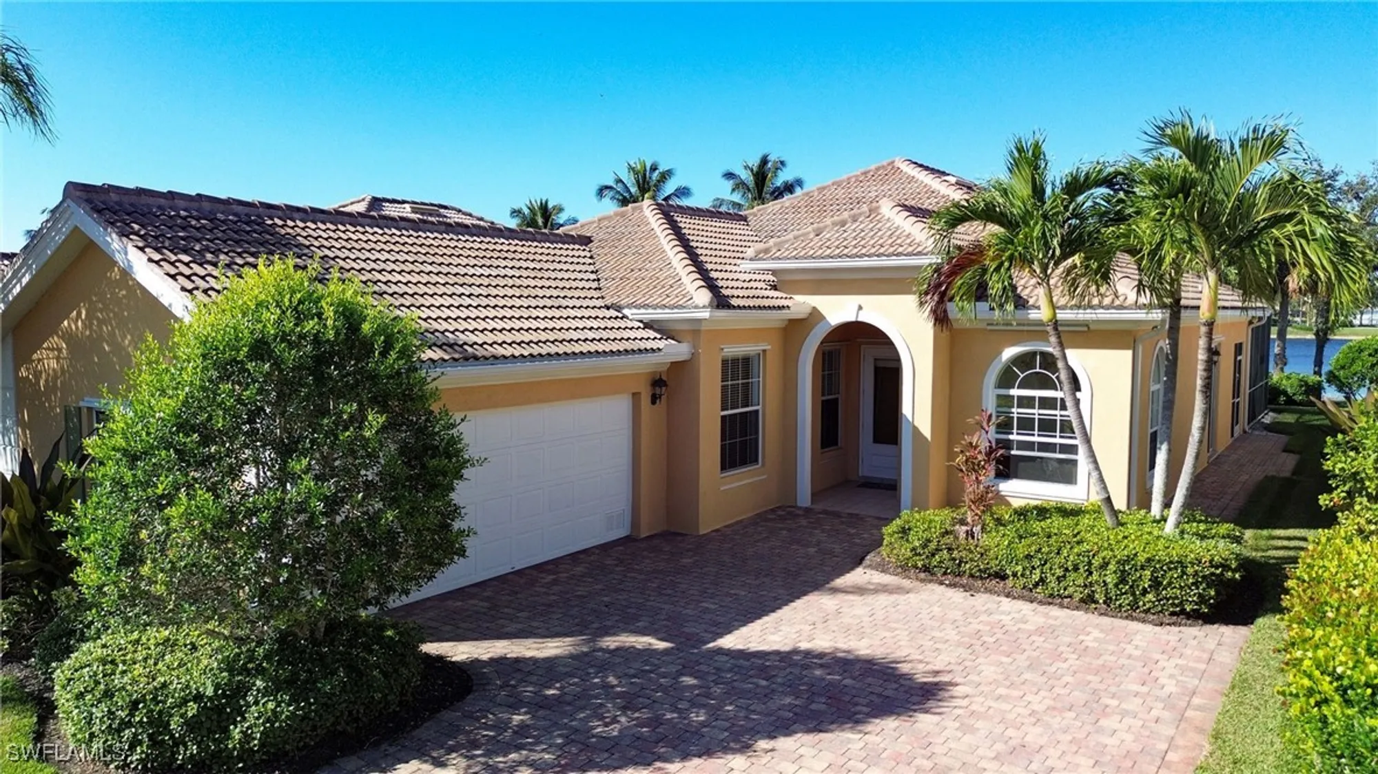 Property Slideshow image 26 of 50 | 7806 tommasi ct, Naples, FL, 34114