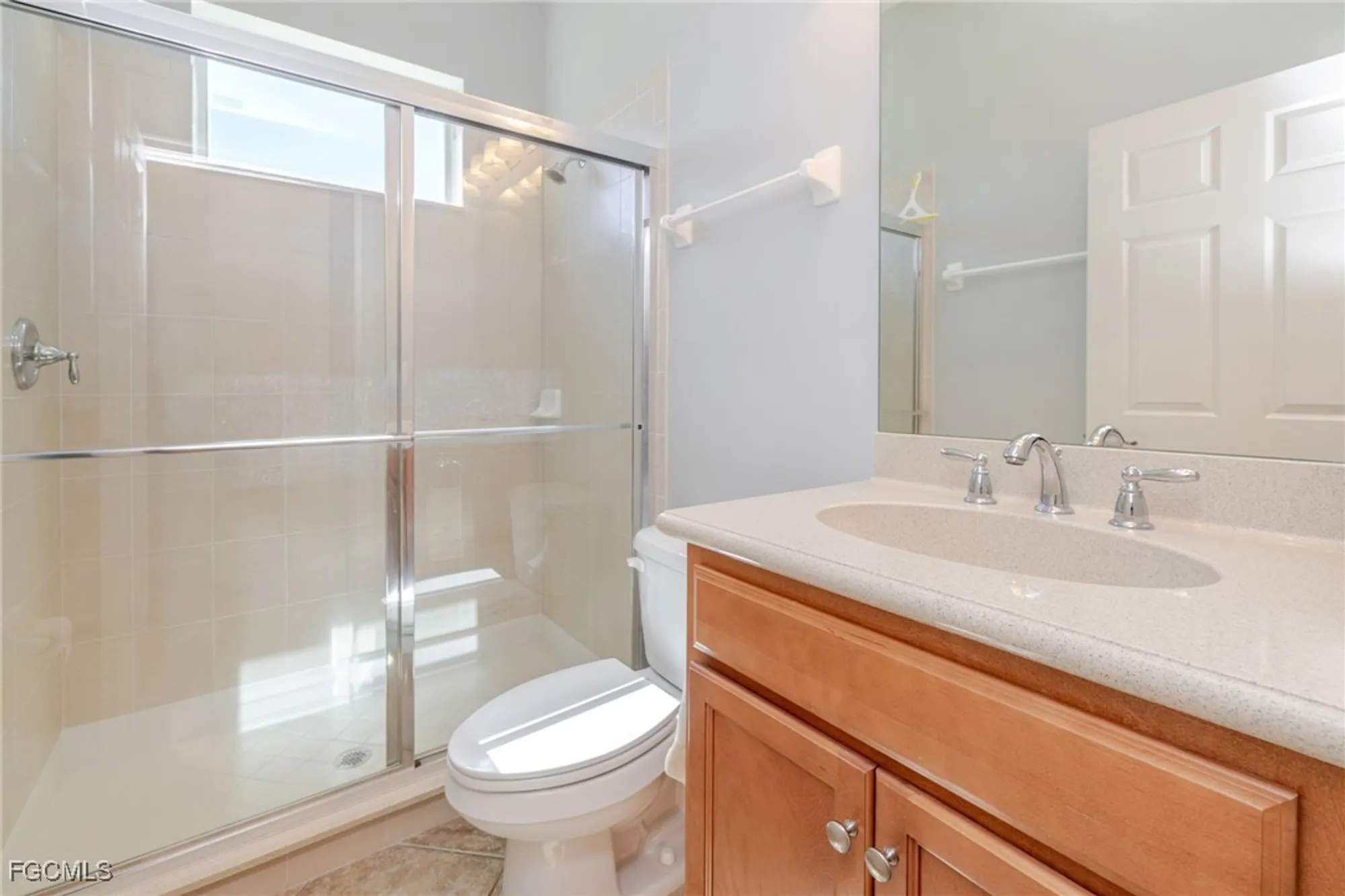 Property Slideshow image 33 of 50 | 3621 lakeview isle ct, Fort Myers, FL, 33905