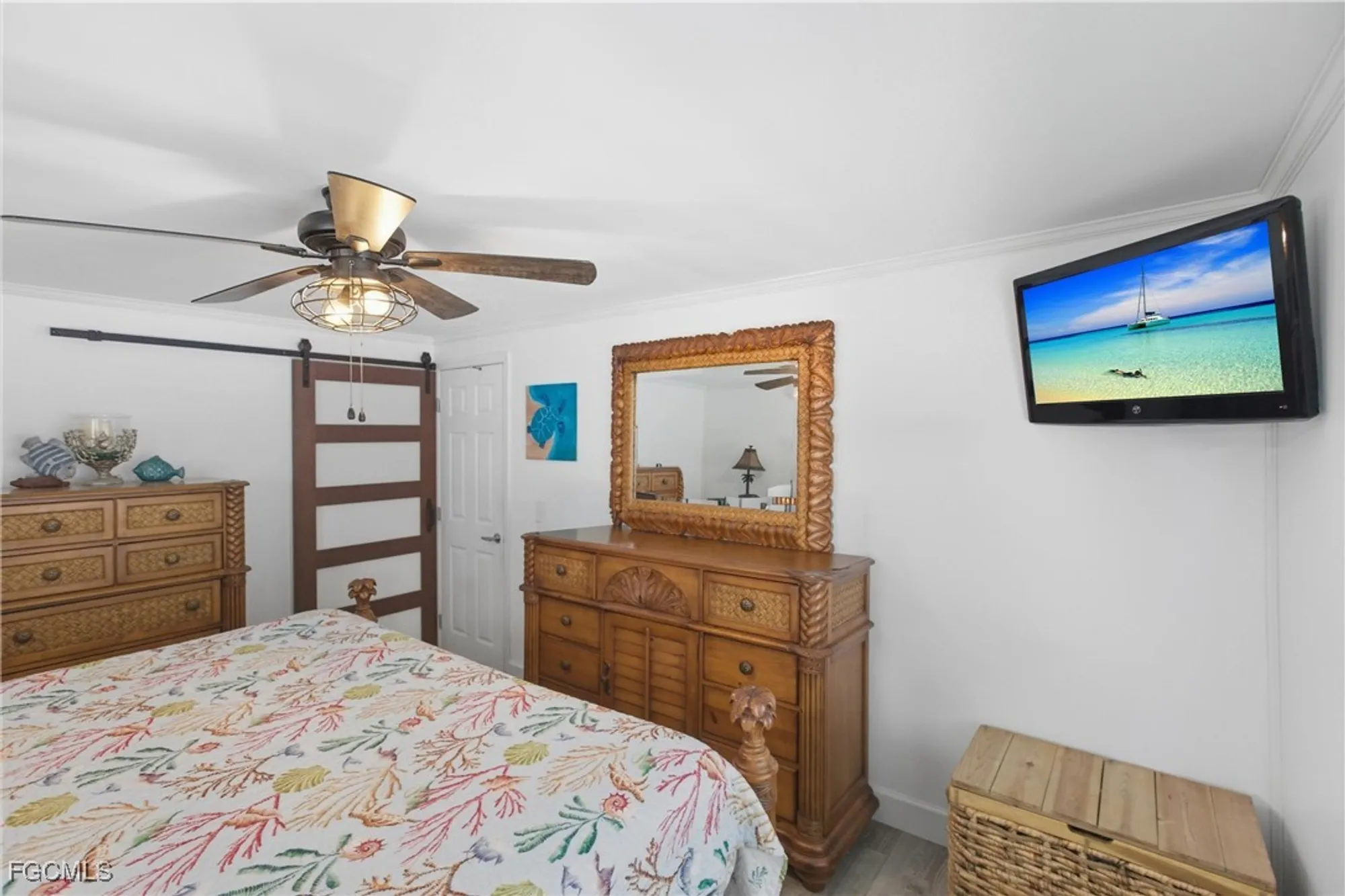 Property Slideshow image 17 of 48 | 5517 sir walter way, North Fort Myers, FL, 33917