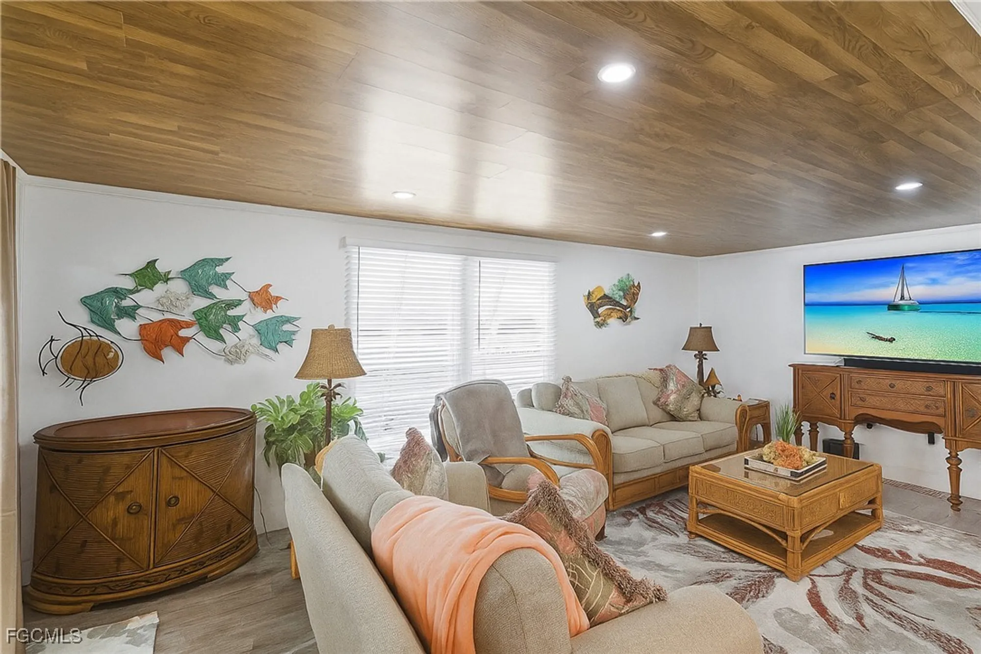 Property Slideshow image 11 of 48 | 5517 sir walter way, North Fort Myers, FL, 33917