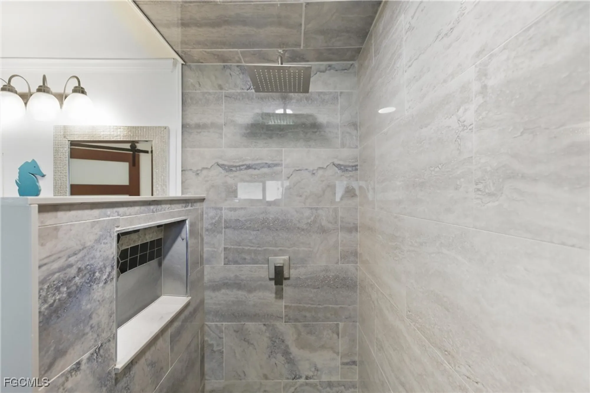 Property Slideshow image 20 of 48 | 5517 sir walter way, North Fort Myers, FL, 33917