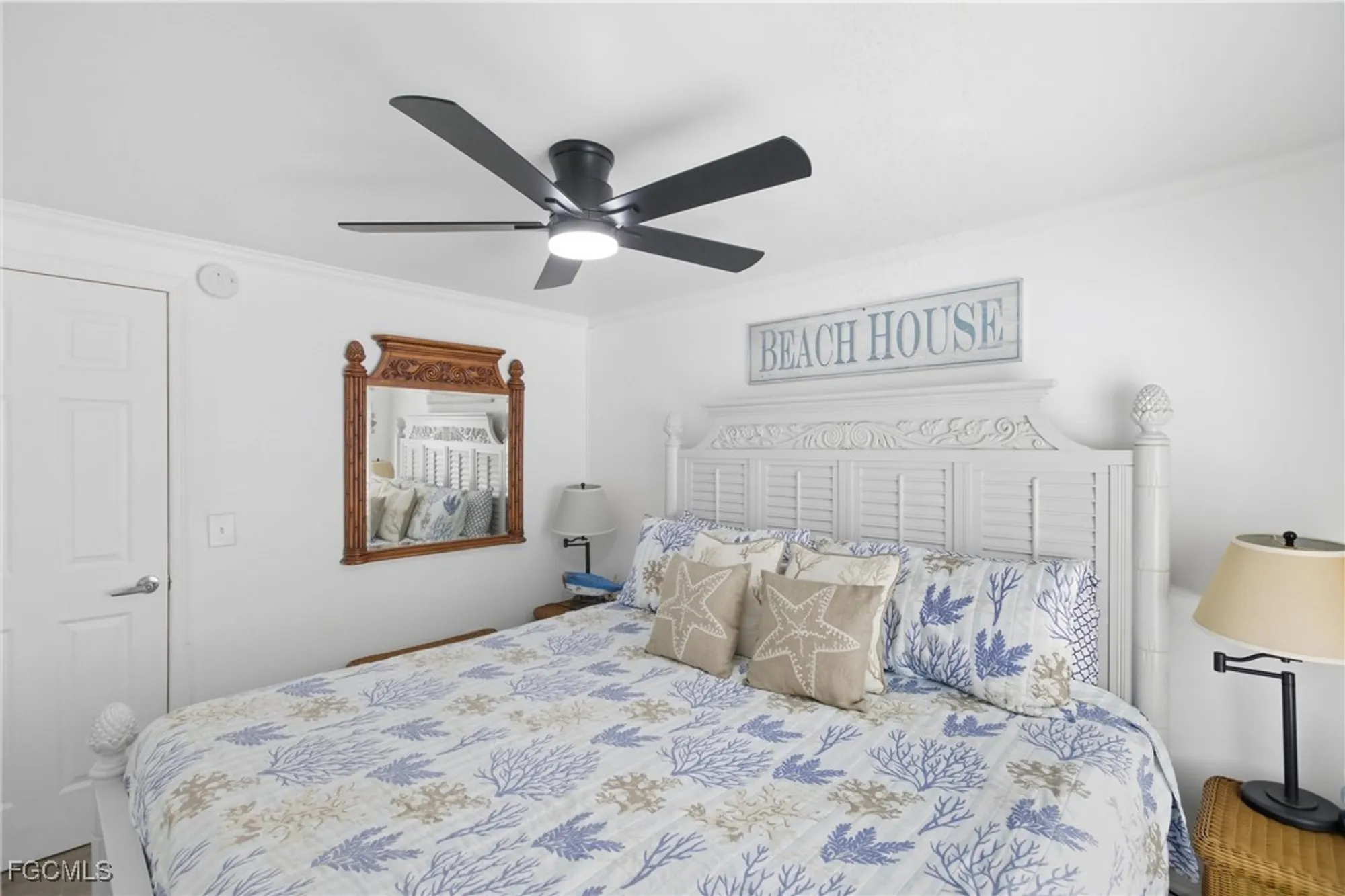 Property Slideshow image 22 of 48 | 5517 sir walter way, North Fort Myers, FL, 33917