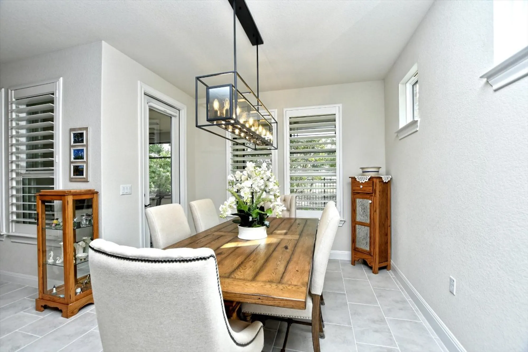 Property Slideshow image 10 of 30 | 107 lafayette st, Georgetown, TX, 78633