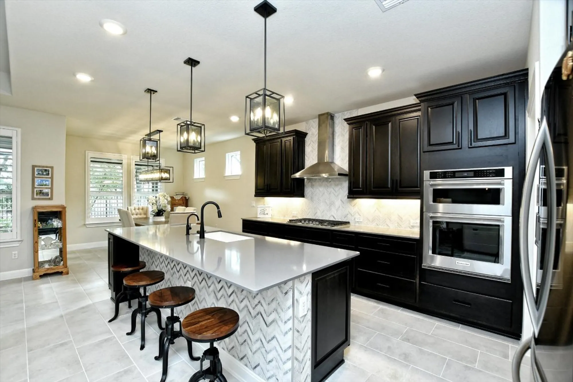 Property Slideshow image 12 of 30 | 107 lafayette st, Georgetown, TX, 78633