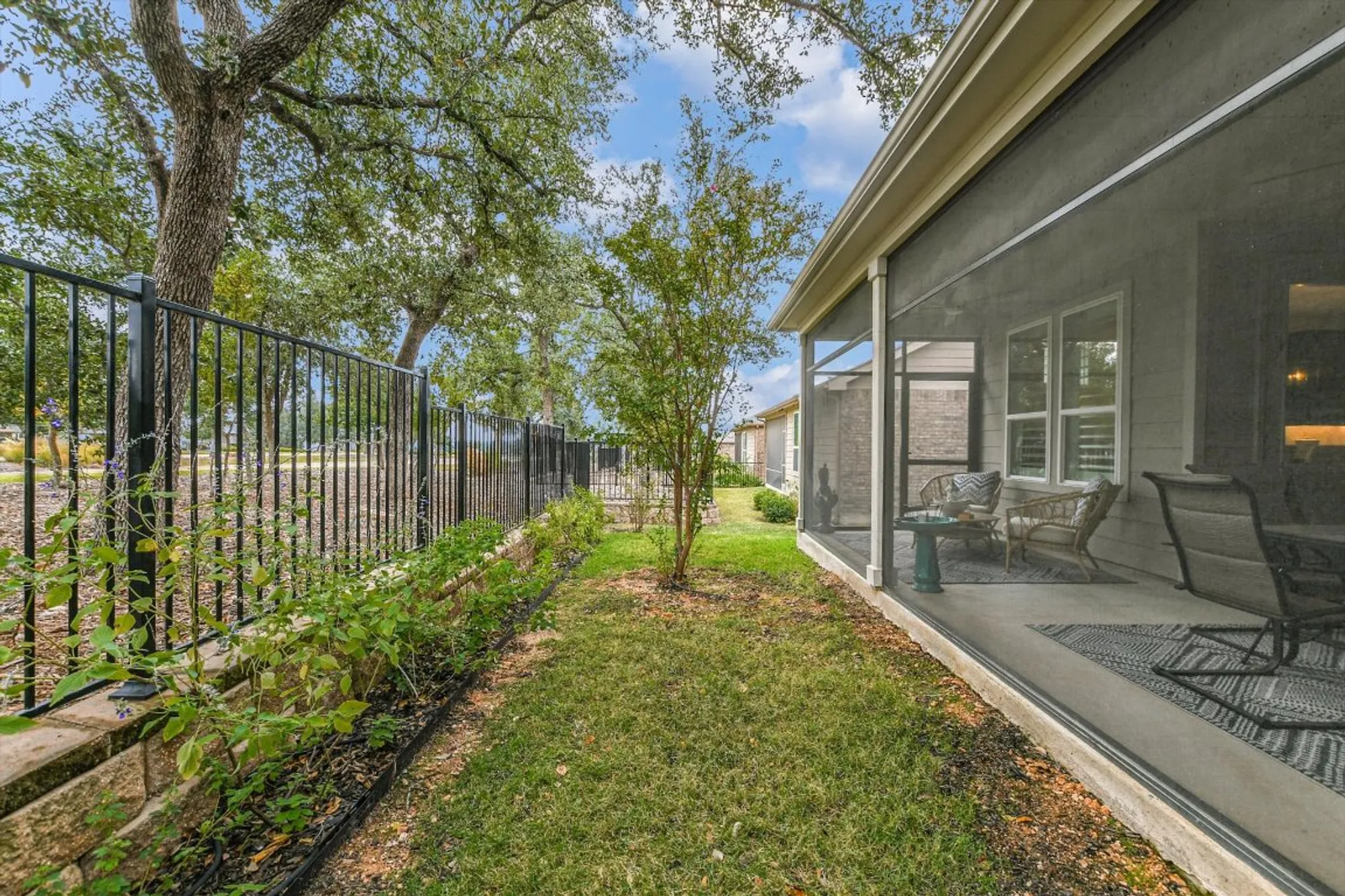 Property Slideshow image 30 of 30 | 107 lafayette st, Georgetown, TX, 78633