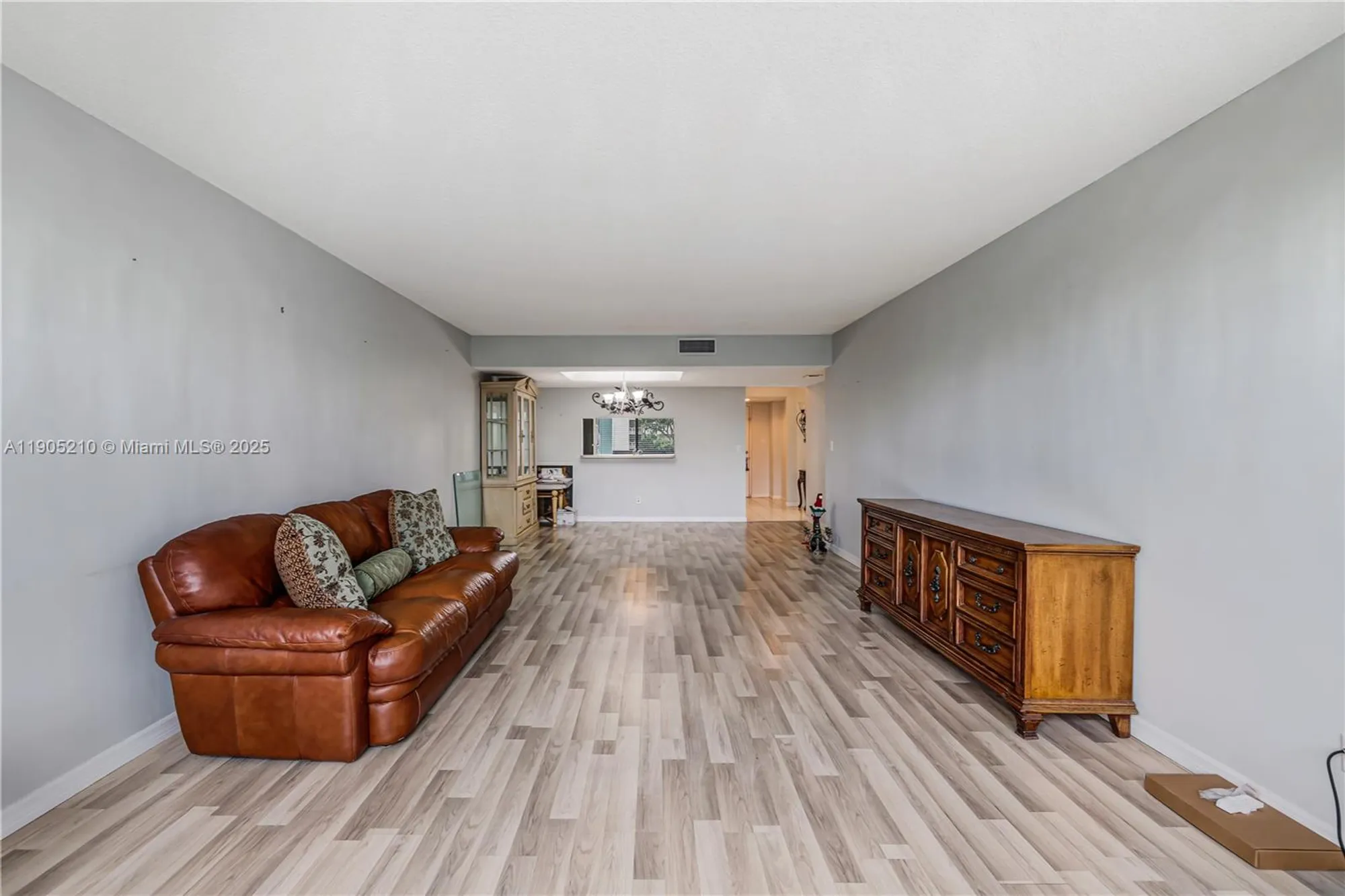 Property Slideshow image 14 of 35 | 6698 10th ave 218, Lake Worth, FL, 33467