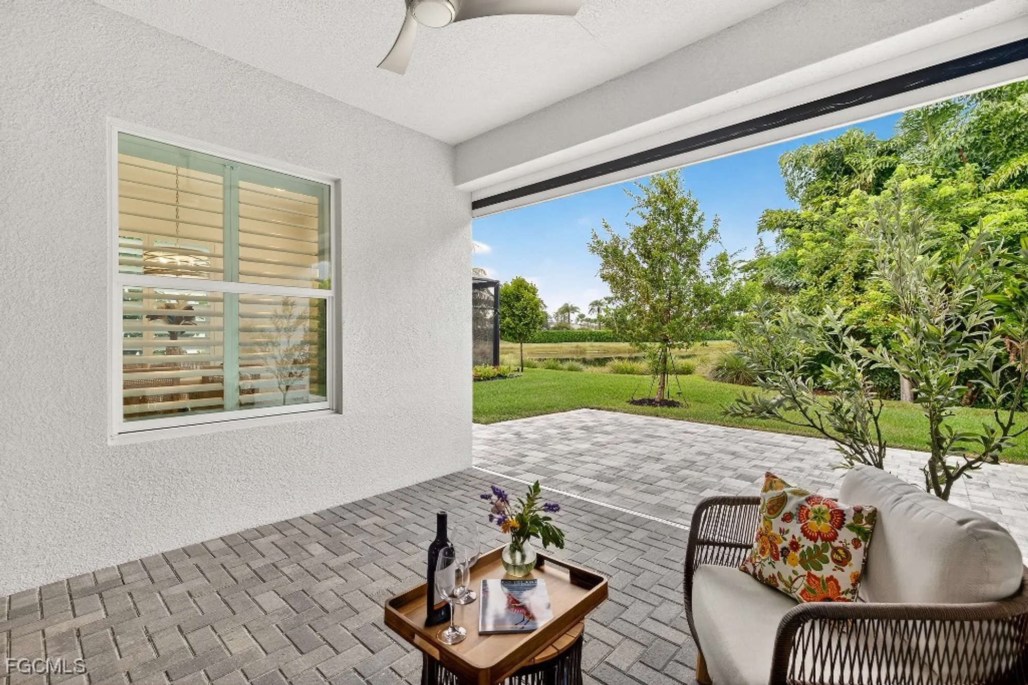 Property Slideshow image 12 of 15 | 11323 jacaranda dr, Naples, FL, 34120