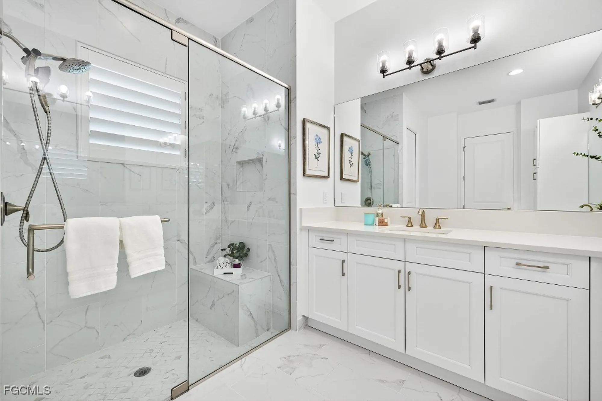 Property Slideshow image 9 of 15 | 11323 jacaranda dr, Naples, FL, 34120