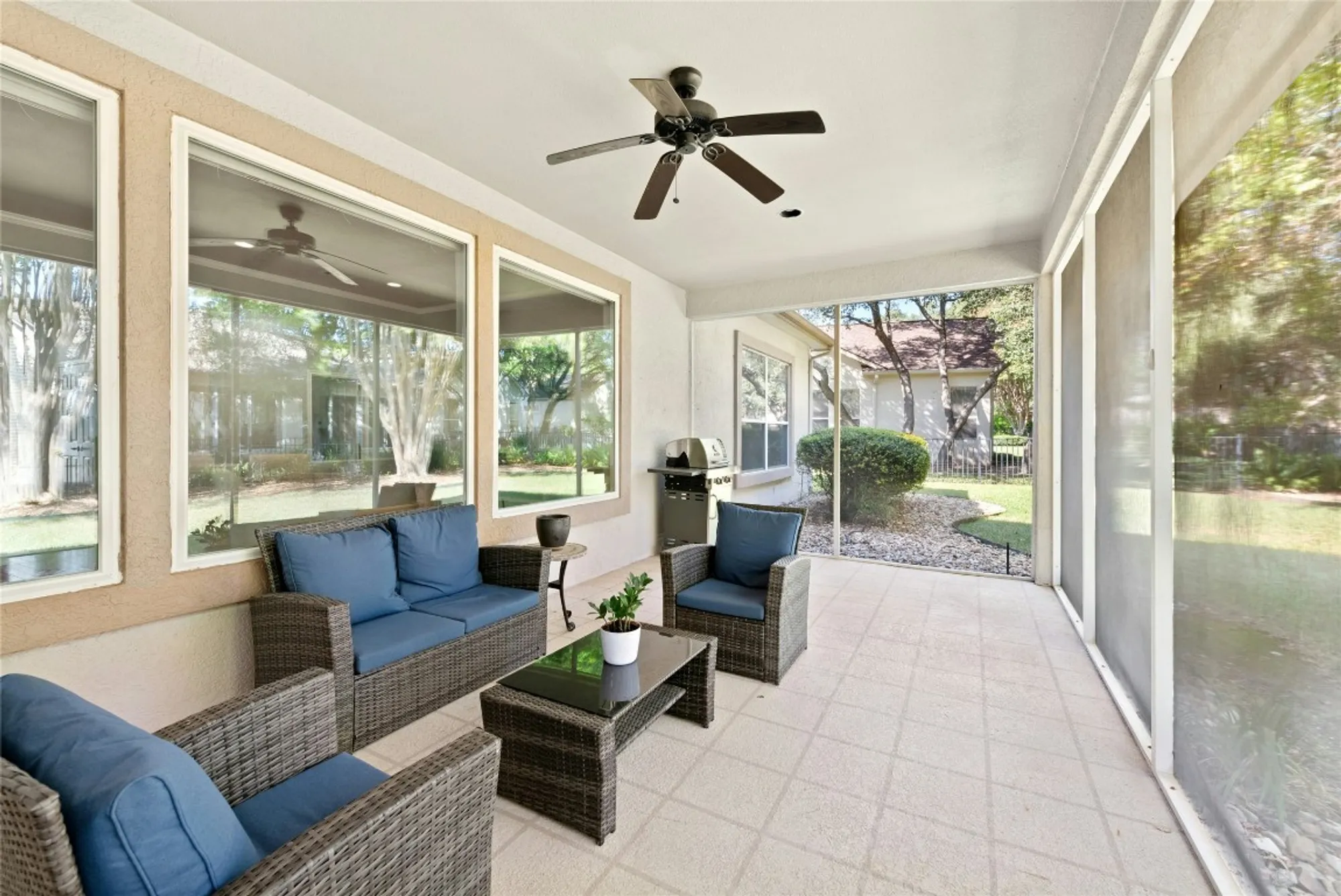 Property Slideshow image 32 of 35 | 106 waterlily ln, Georgetown, TX, 78633