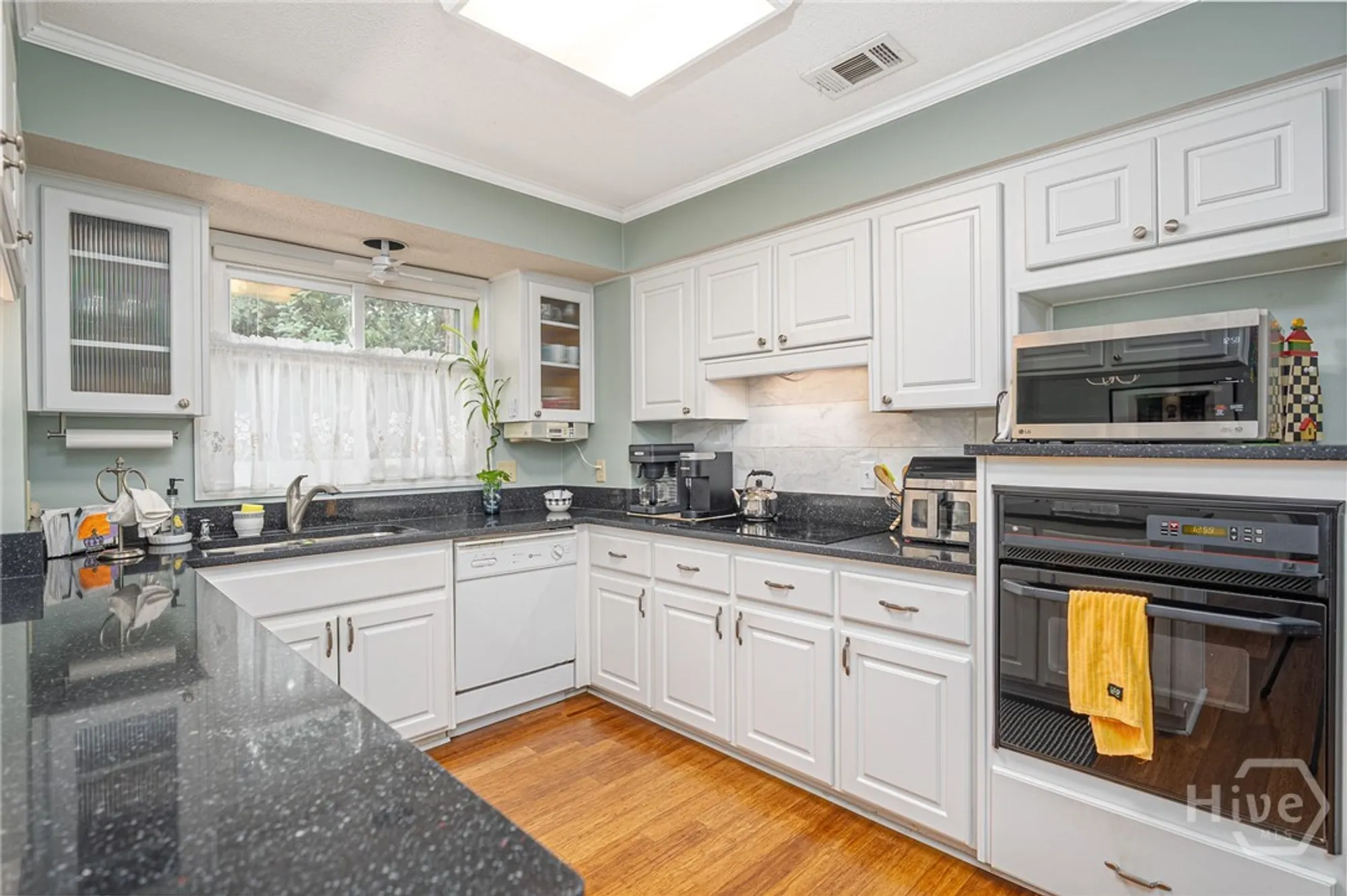 Property Slideshow image 13 of 26 | 11 lanyard ct, Savannah, GA, 31411
