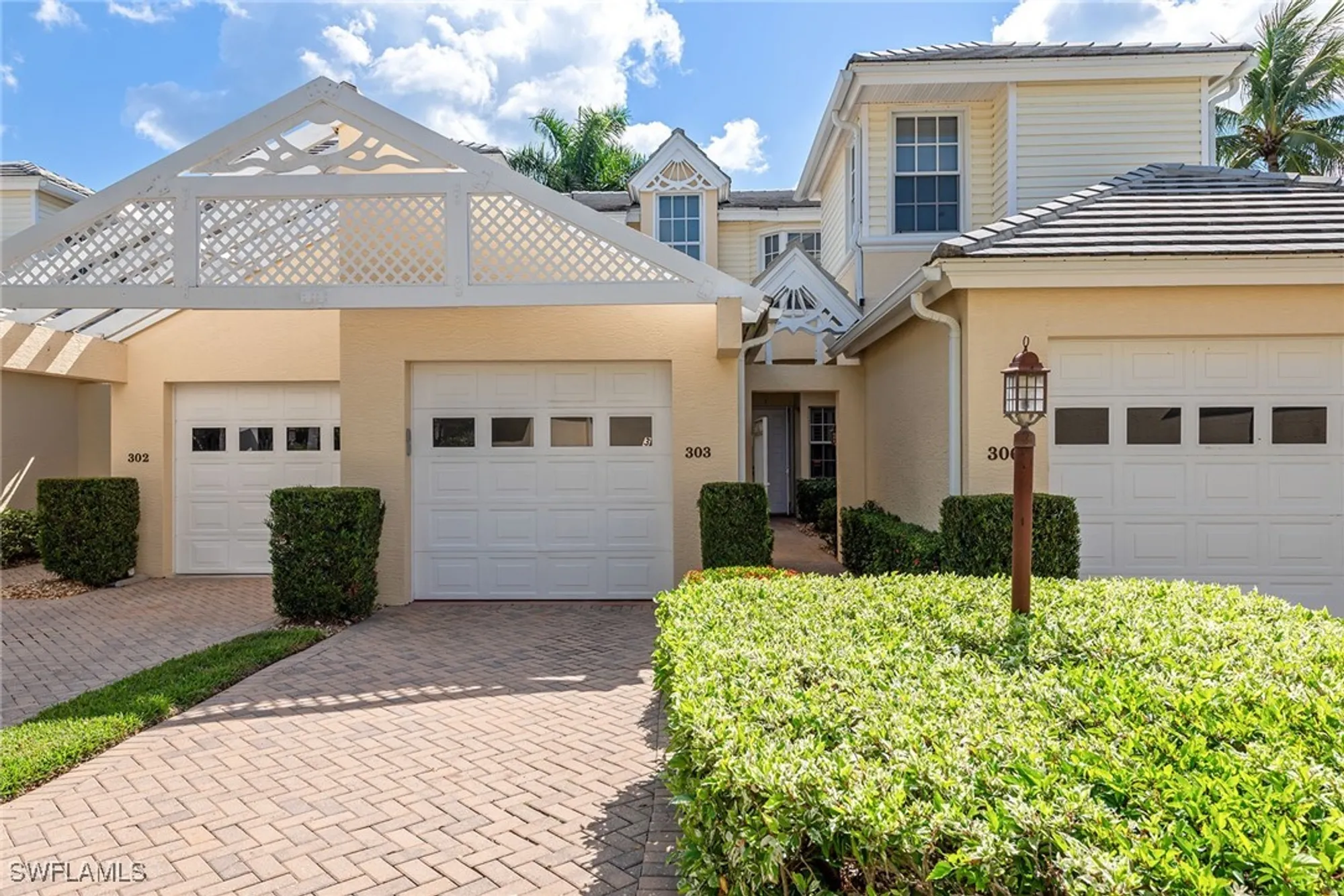 Property Slideshow image 3 of 25 | , Naples, FL, 34113
