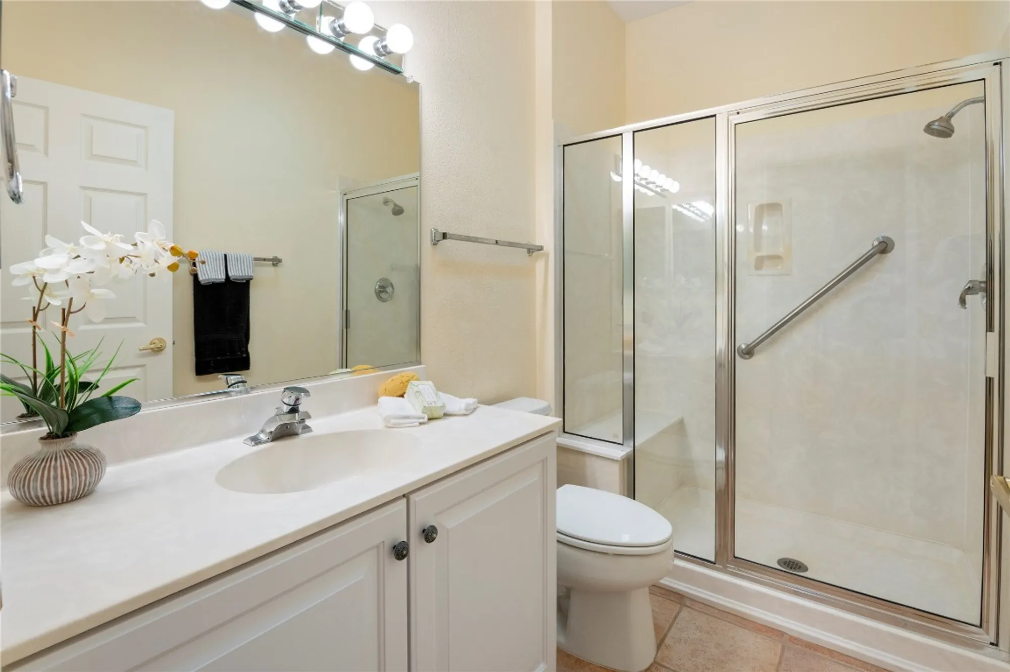 Property Slideshow image 19 of 30 | 115 longhorn trl, Georgetown, TX, 78633