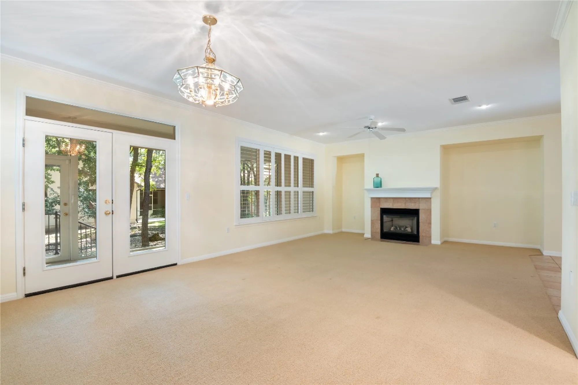 Property Slideshow image 13 of 30 | 115 longhorn trl, Georgetown, TX, 78633